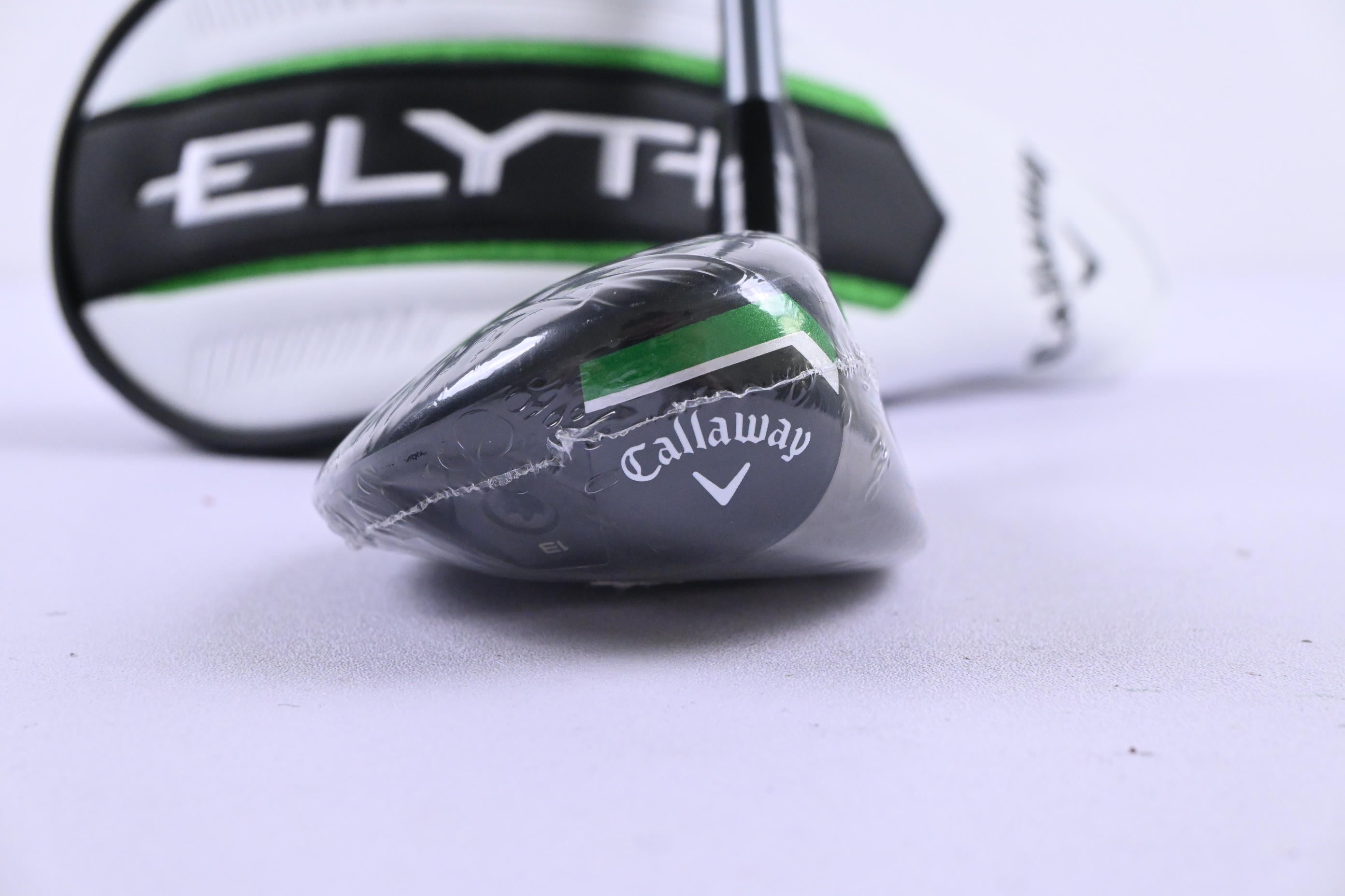 Callaway Elyte X #4 Hybrid / 21 Degree / Stiff Flex Denali Charcoal 70 Shaft