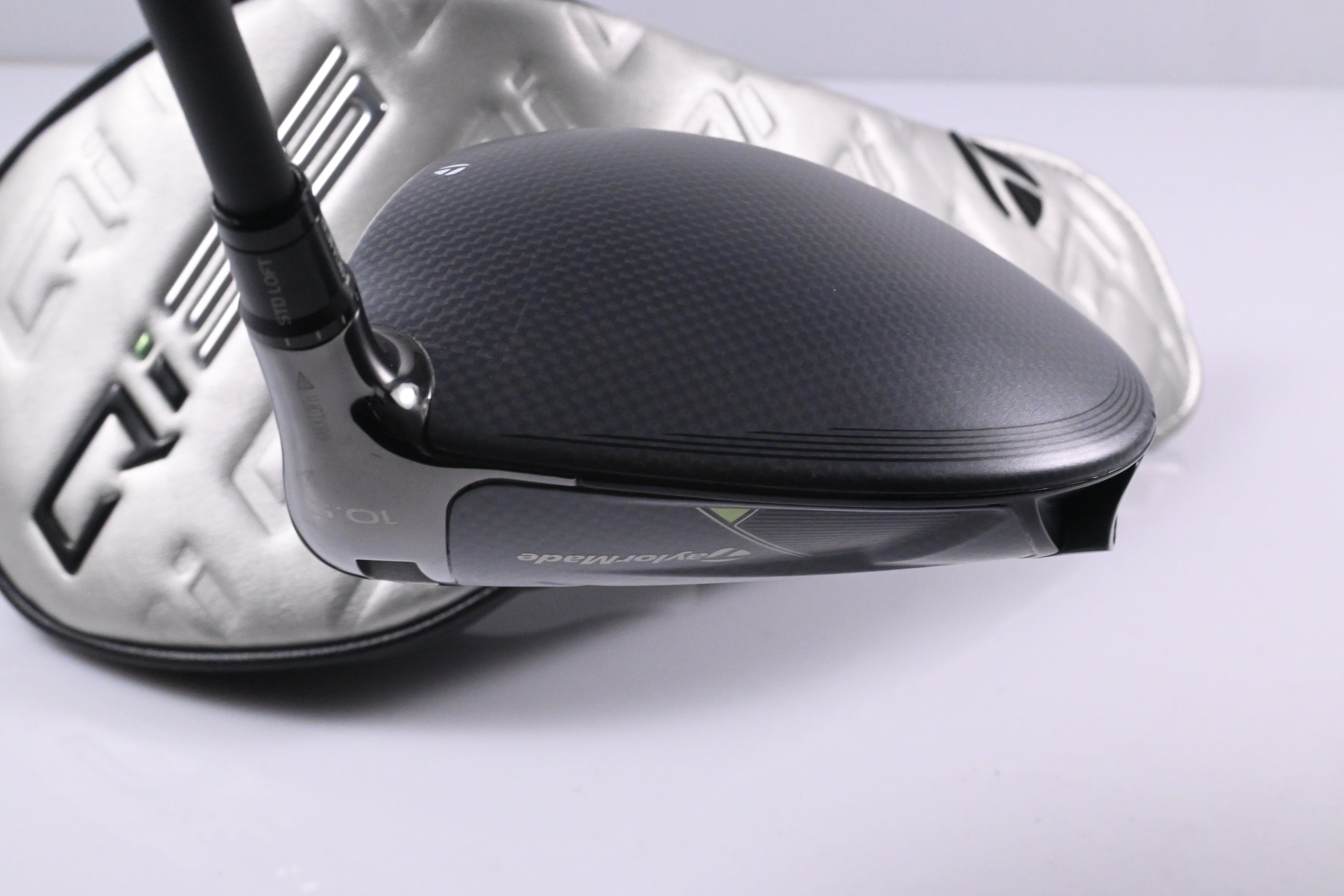 Taylormade Qi35 Driver / 10.5 Degree / Regular Flex Ventus Blue 5 Shaft