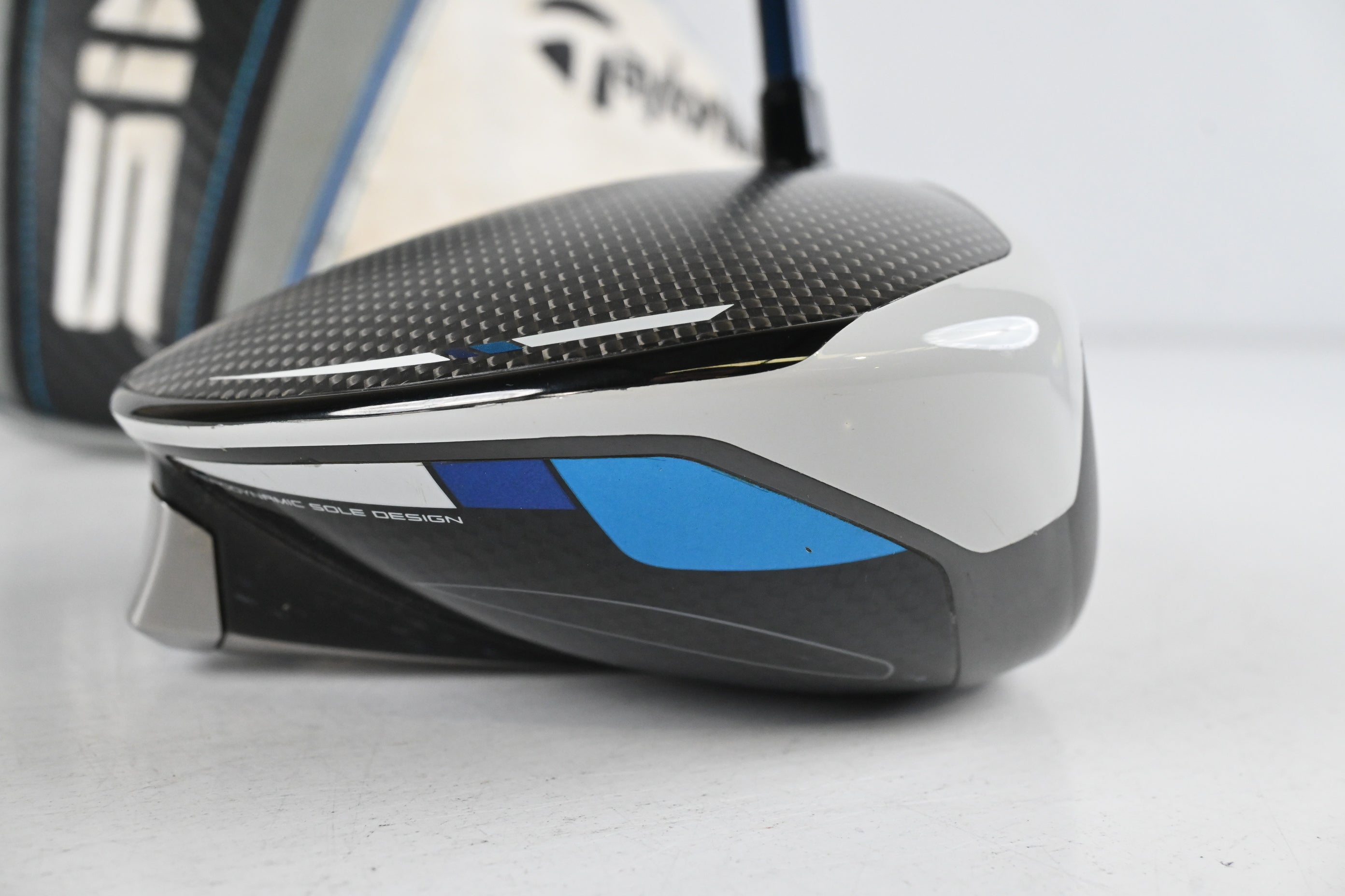 Taylormade SIM Max Driver / 10.5 Degree / Regular Flex Fujikura Ventus Blue 6 Shaft