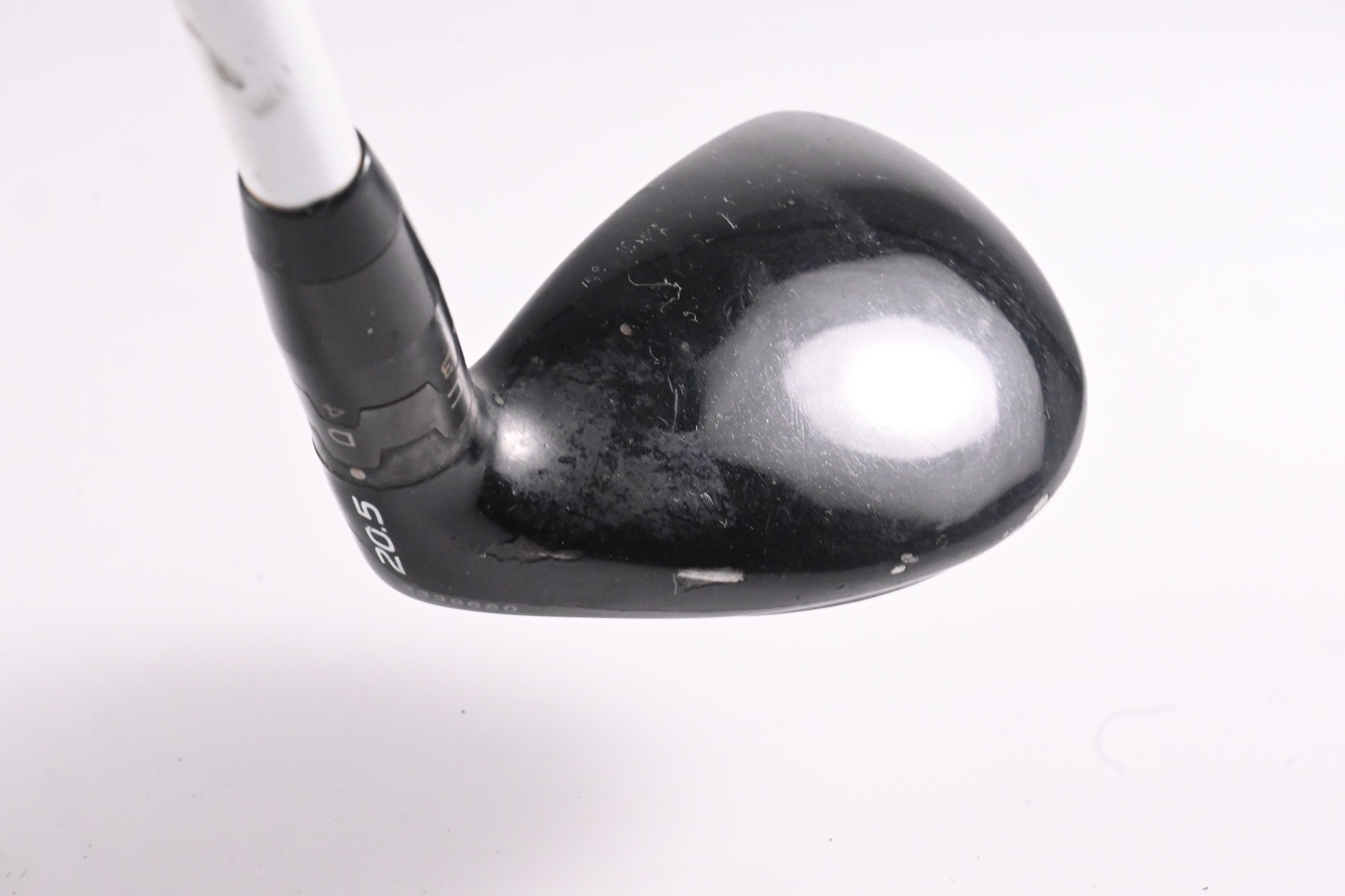 Titleist 915H #3 Hybrid / 20.5 Degree / Senior Flex Aldila Rogue Black 85 Shaft
