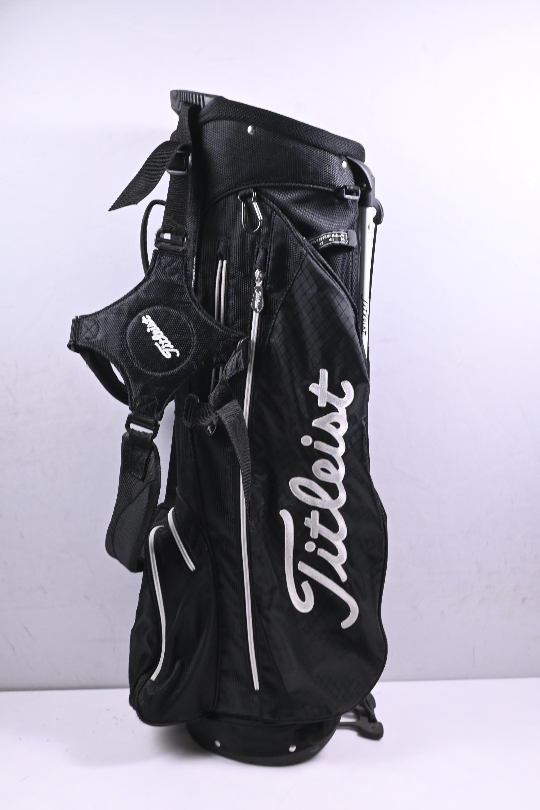 Titleist Stand Bag / 6-Way Divider / Black