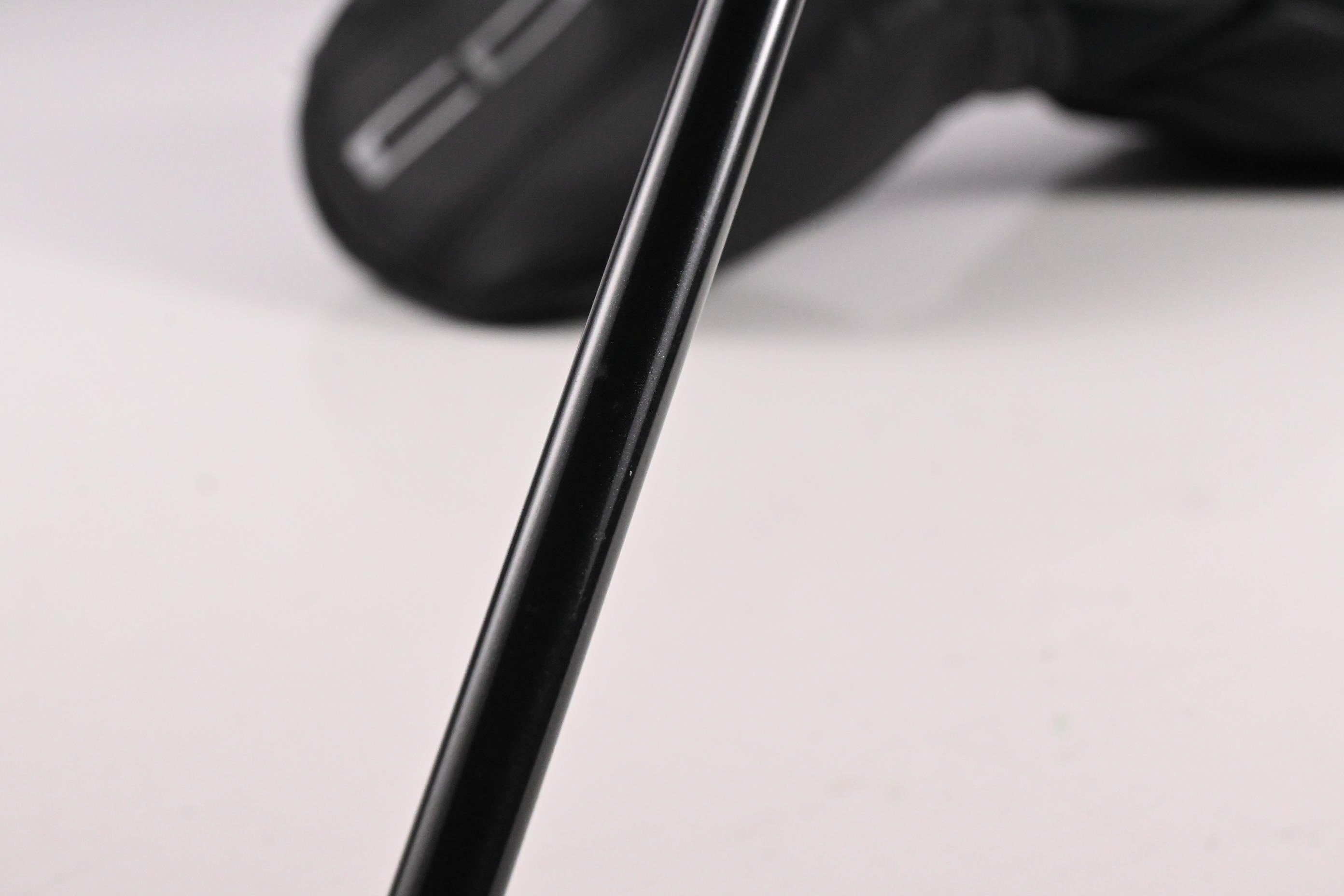 Cobra DS-Adapt LS Driver / 9 Degree / Stiff Flex Denali Black 60 Shaft
