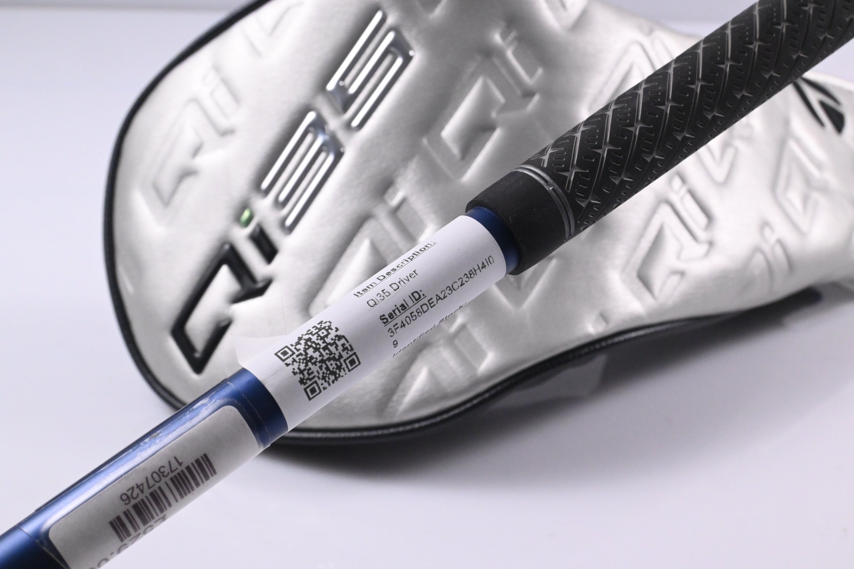Taylormade Qi35 Driver / 10.5 Degree / Regular Flex Ventus Blue 5 Shaft