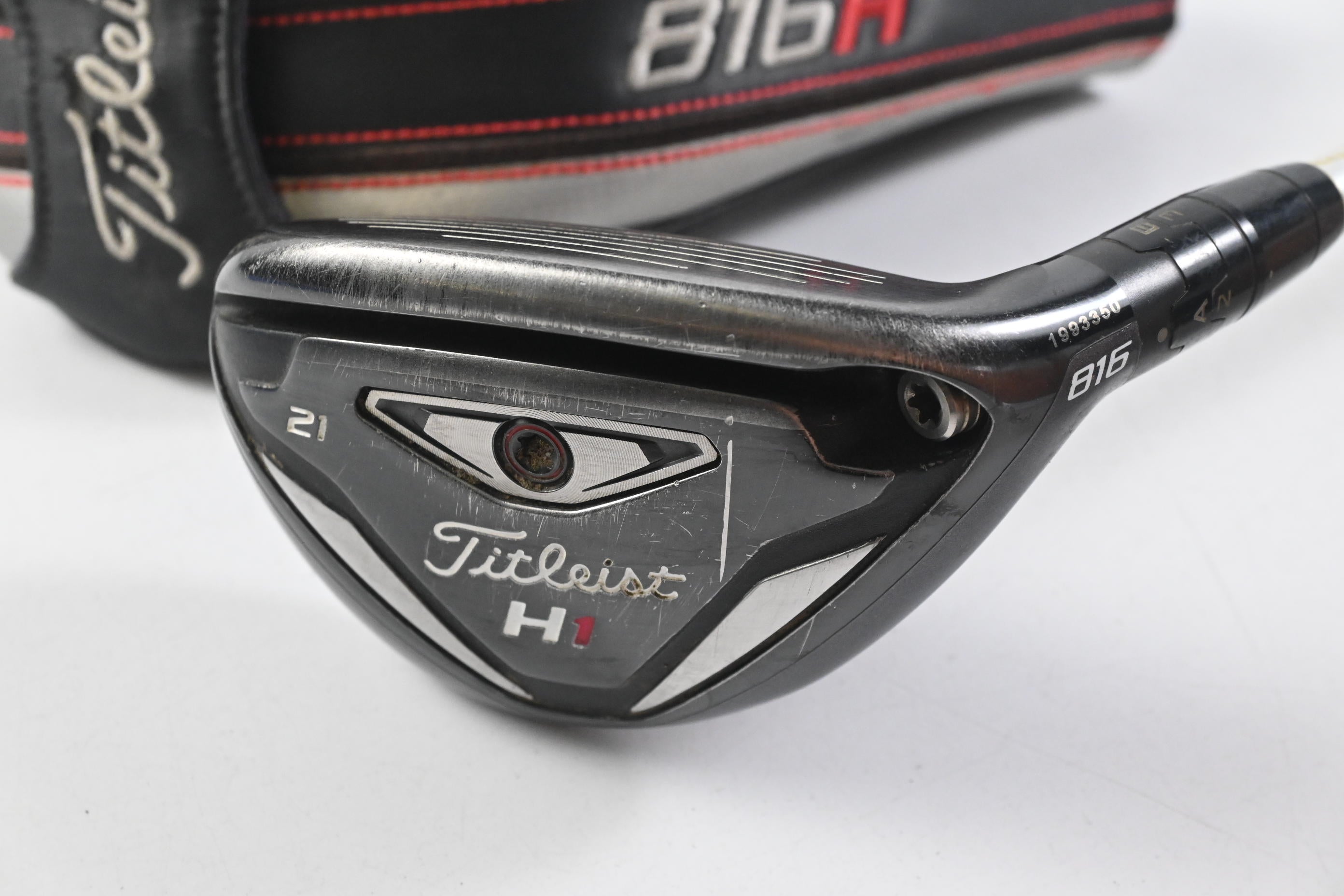 Titleist 816 H1 #3 Hybrid / 21 Degree / Stiff Flex Aldila Rogue Black 85 Shaft