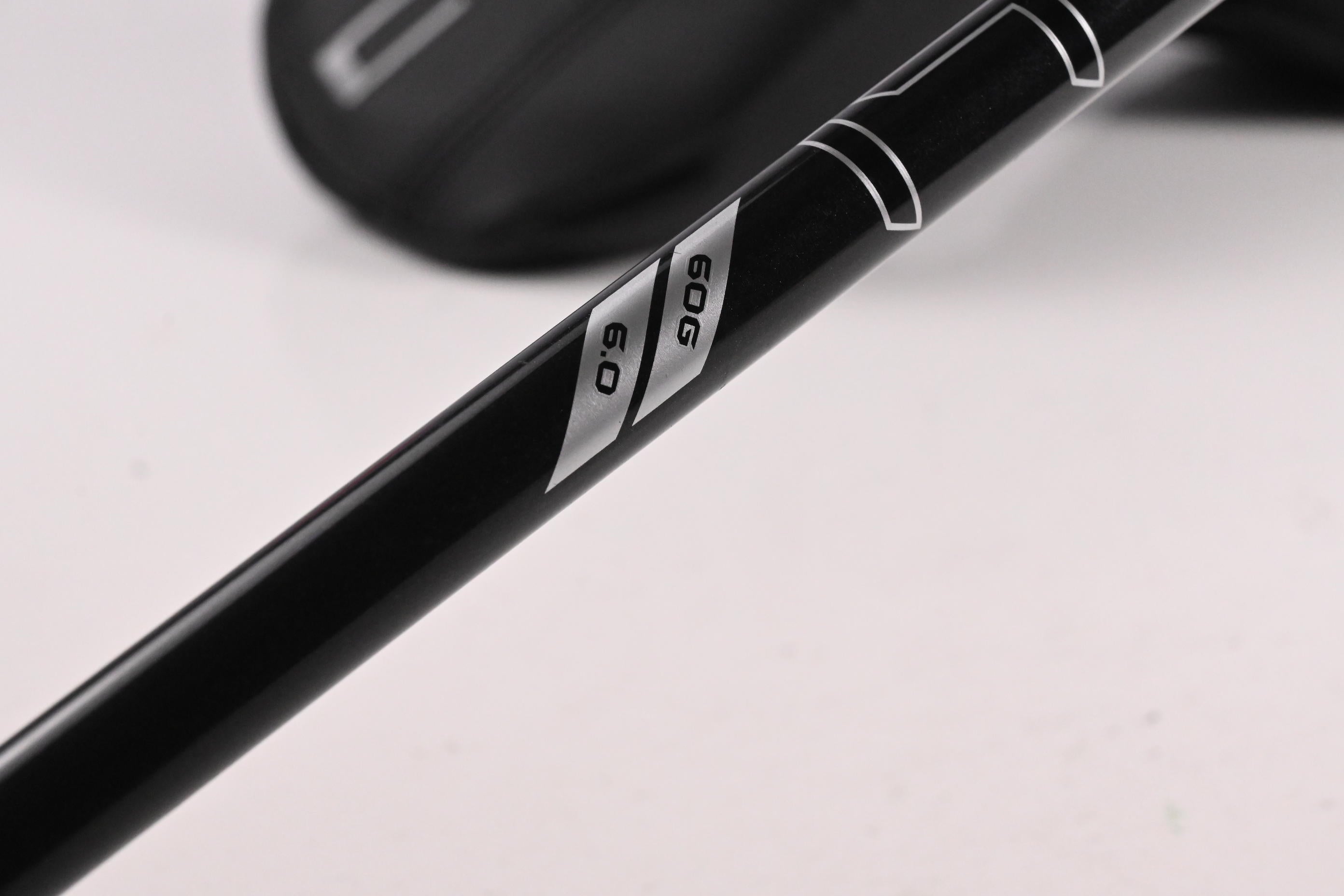 Cobra DS-Adapt LS Driver / 9 Degree / Stiff Flex Denali Black 60 Shaft