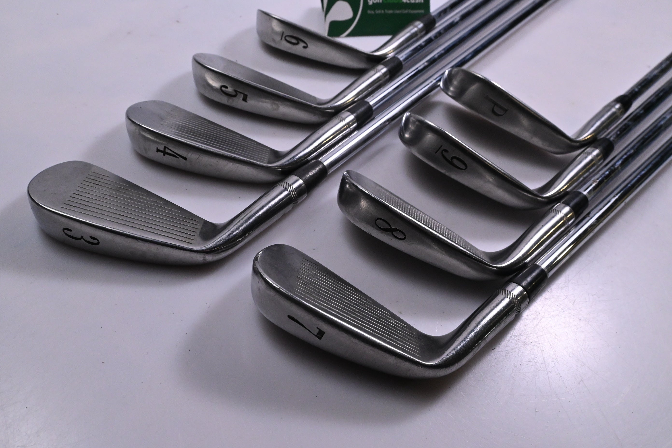 Titleist DCI 990 Irons / 3-PW / Regular Flex Dynamic Gold R300 Shafts