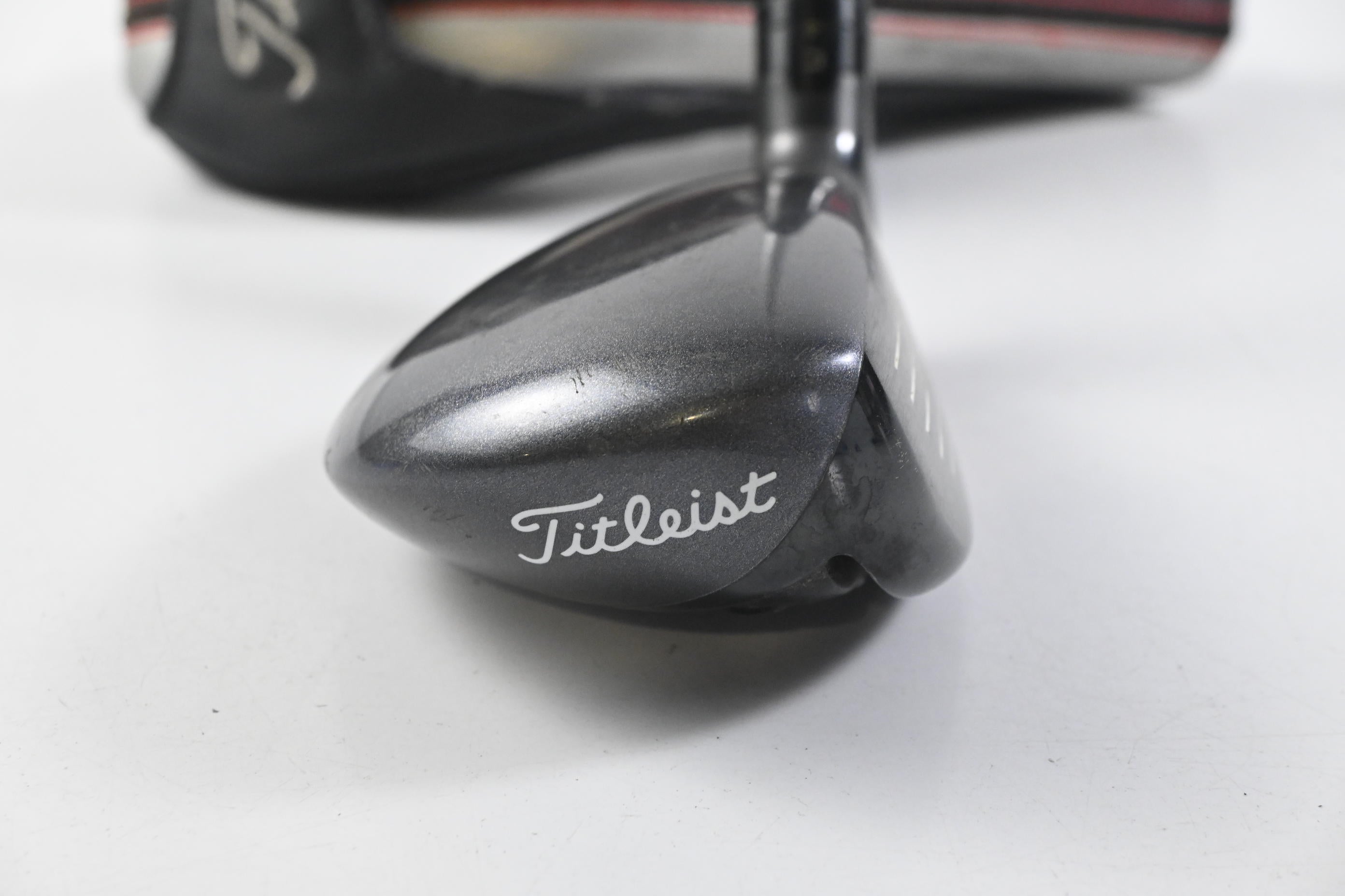 Titleist 816 H1 #3 Hybrid / 21 Degree / Stiff Flex Aldila Rogue Black 85 Shaft