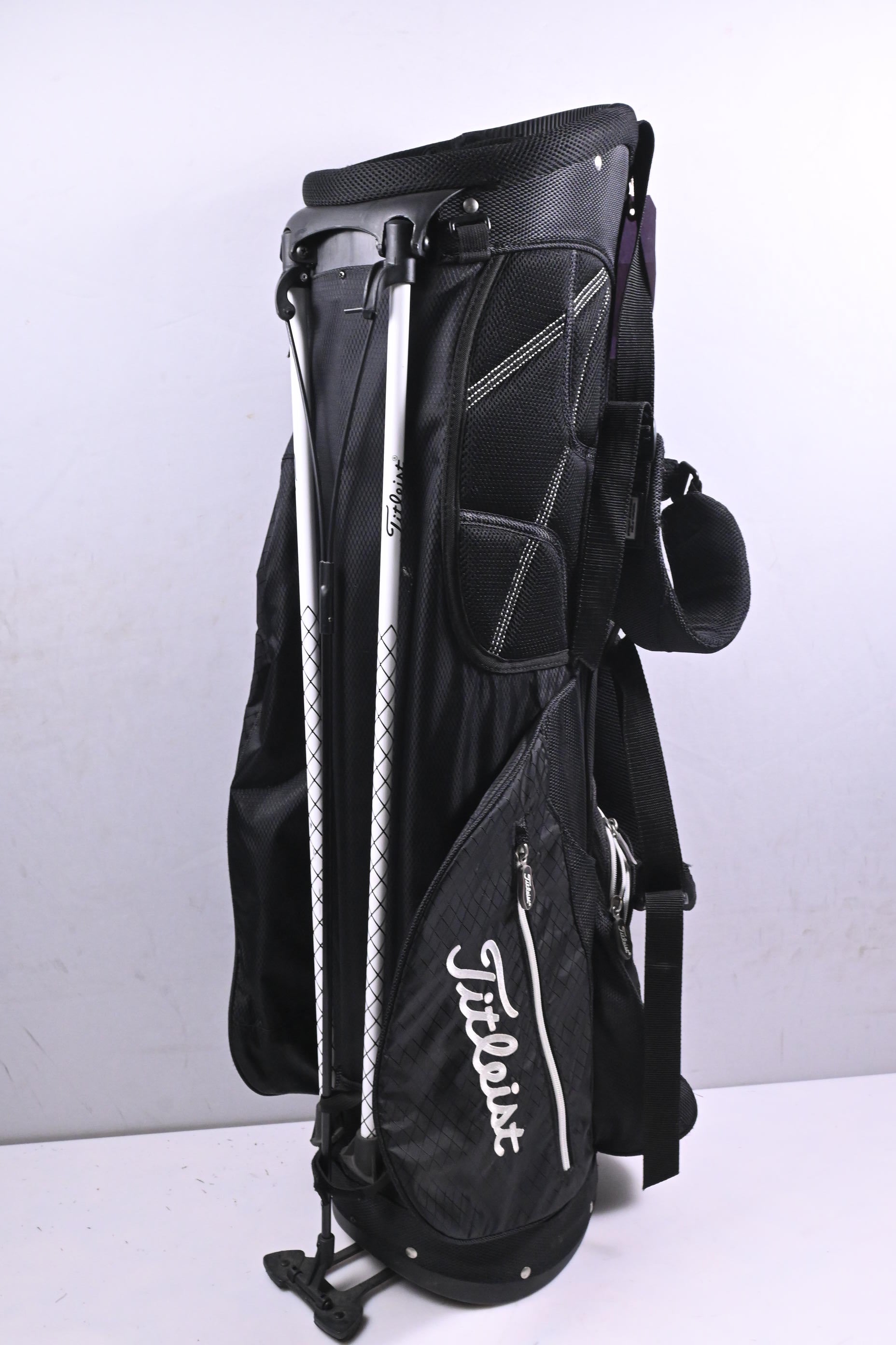 Titleist Stand Bag / 6-Way Divider / Black