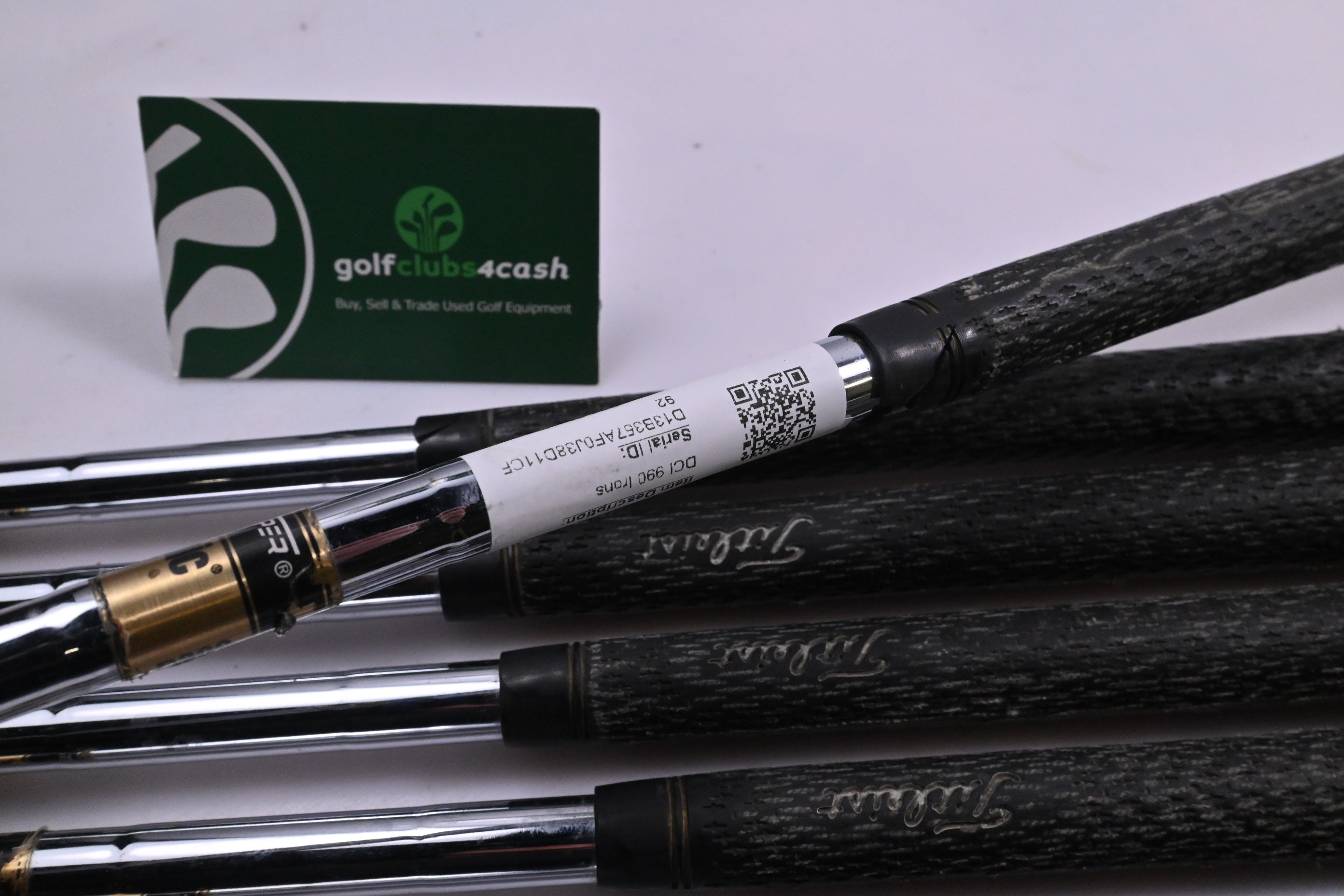 Titleist DCI 990 Irons / 3-PW / Regular Flex Dynamic Gold R300 Shafts