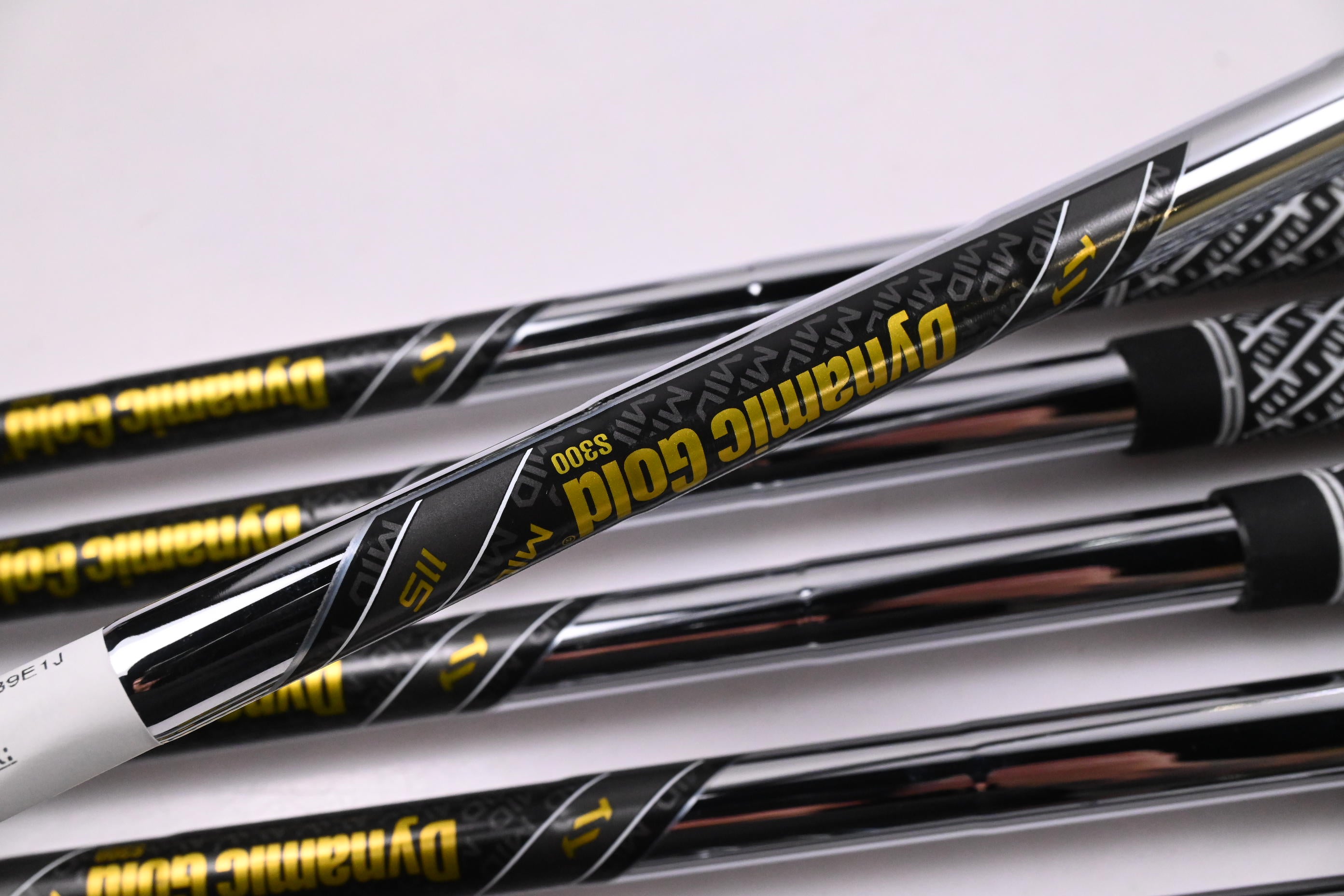 Wilson Staff Model XB Irons / 4-PW / Stiff Flex Dynamic Gold Mid 115 S300 Shafts