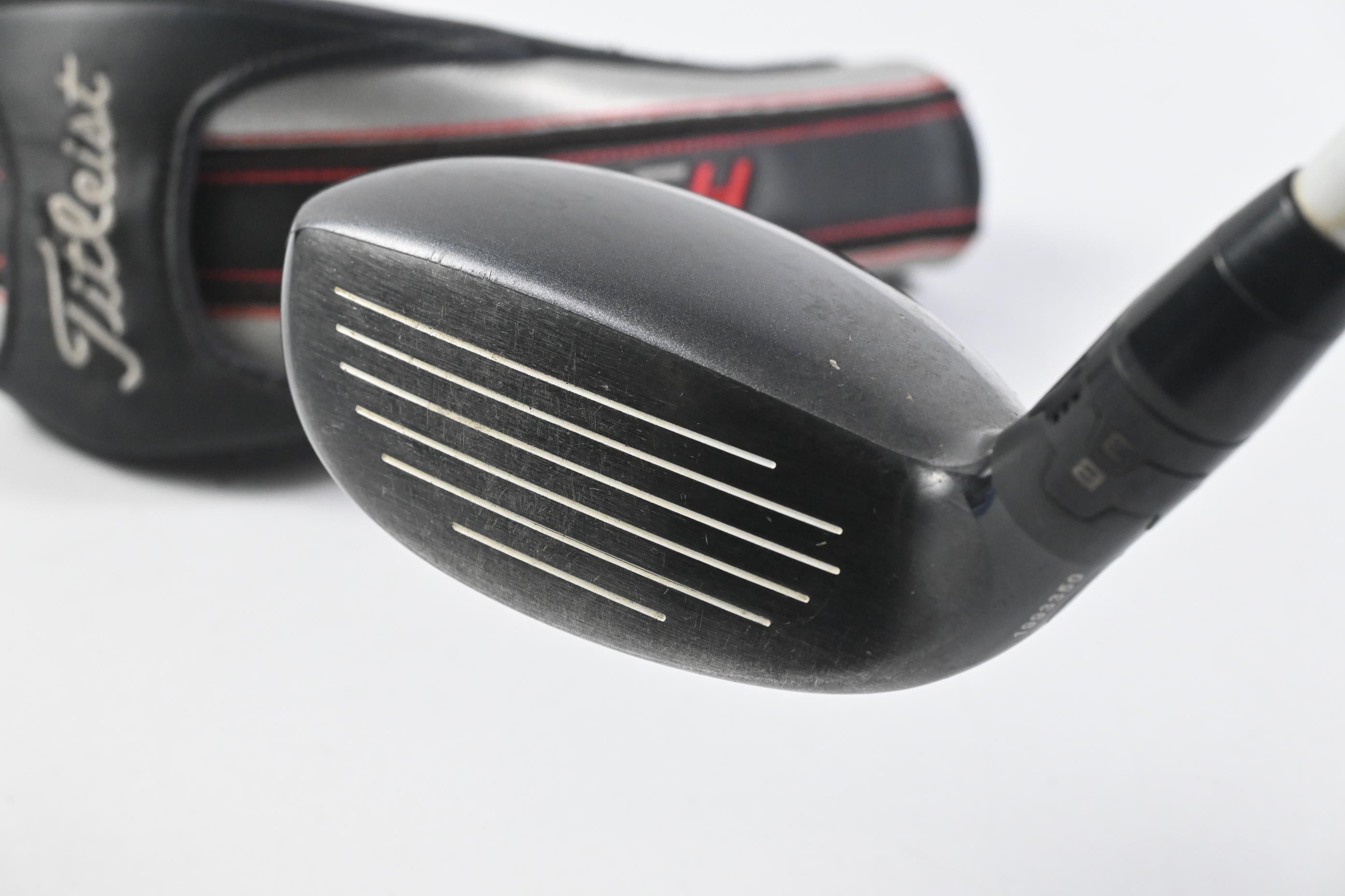 Titleist 816 H1 #3 Hybrid / 21 Degree / Stiff Flex Aldila Rogue Black 85 Shaft