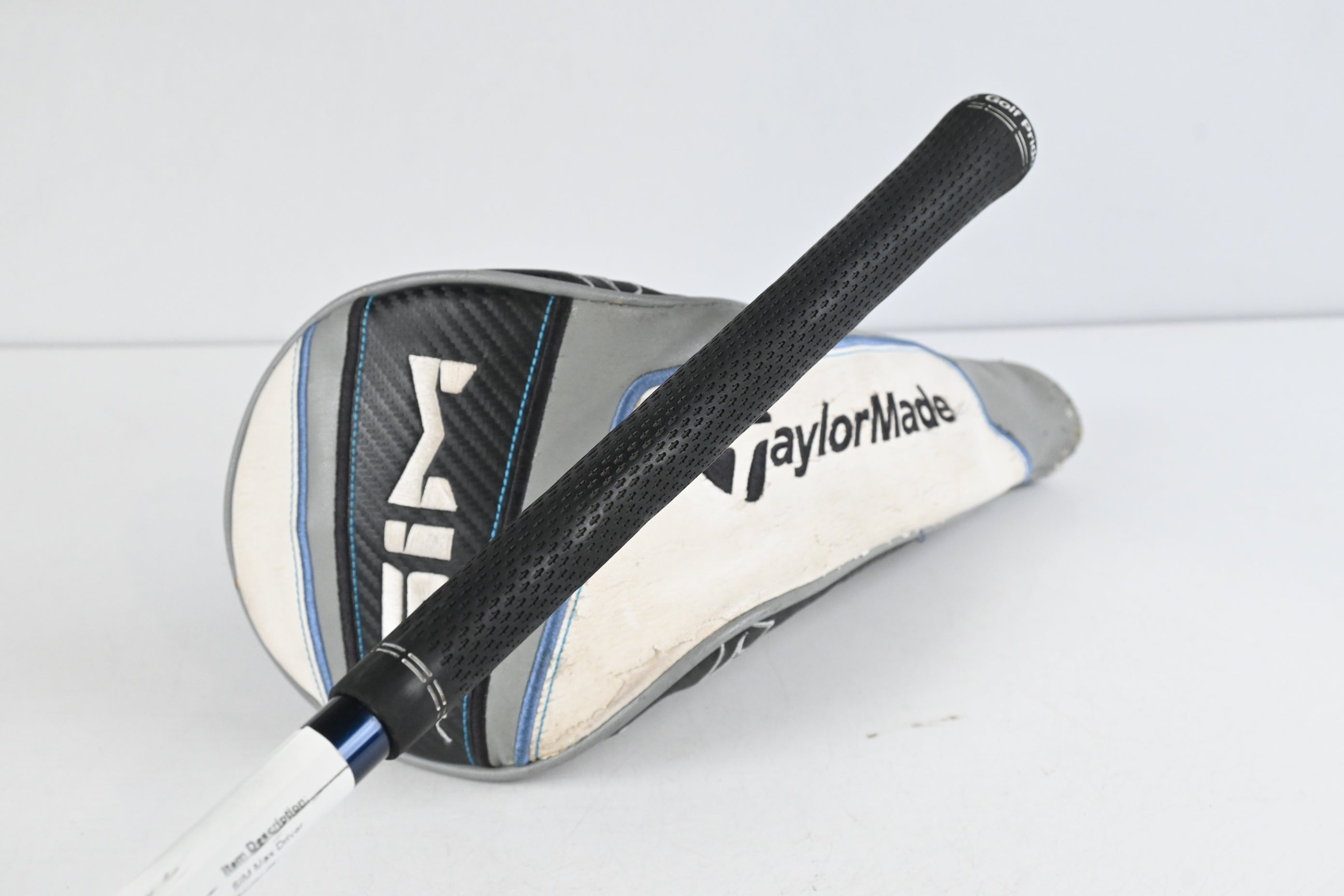 Taylormade SIM Max Driver / 10.5 Degree / Regular Flex Fujikura Ventus Blue 6 Shaft