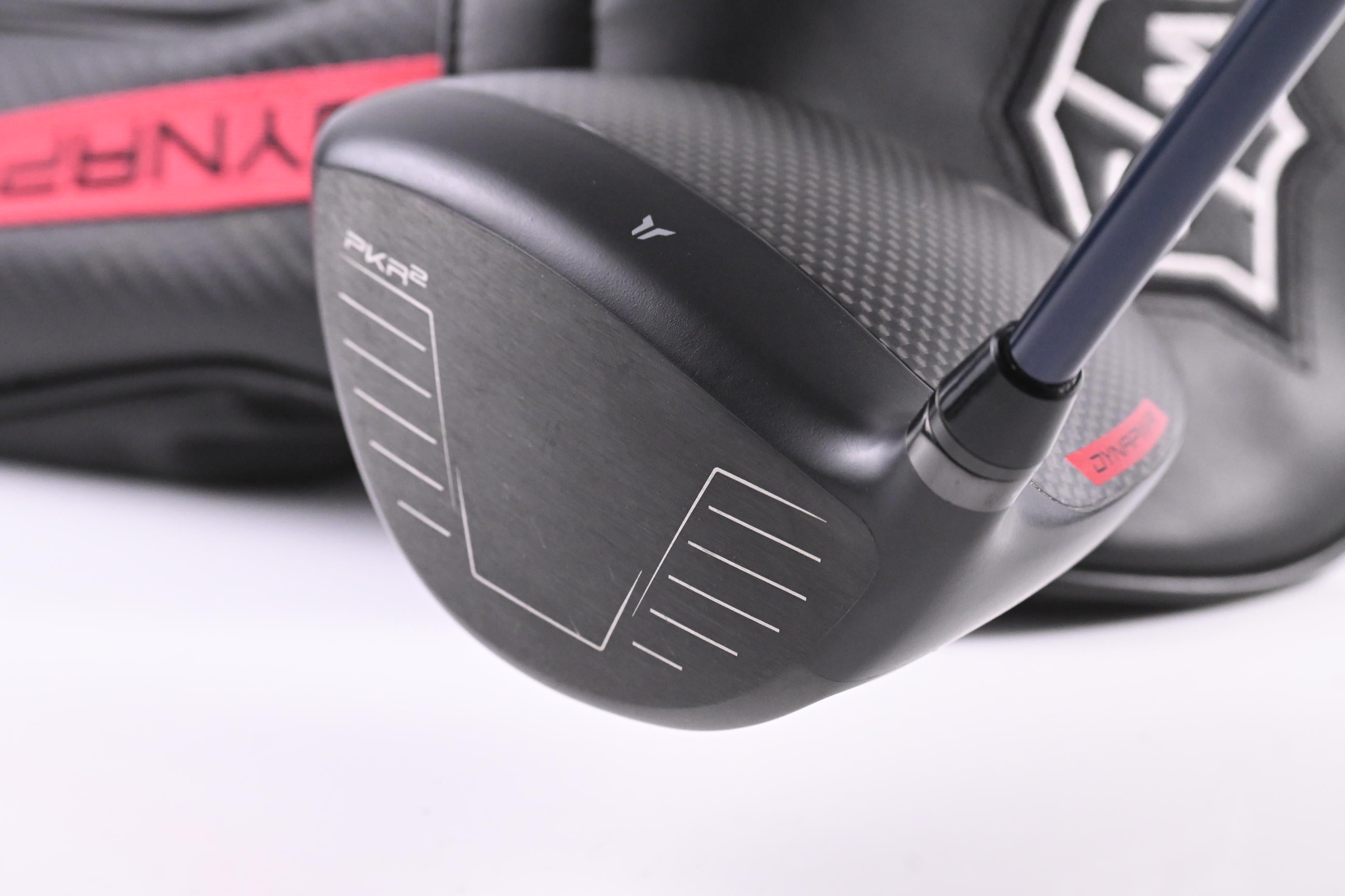 Wilson Dynapower Carbon 2023 Driver / 8 Degree / Regular Flex Ventus Blue 6