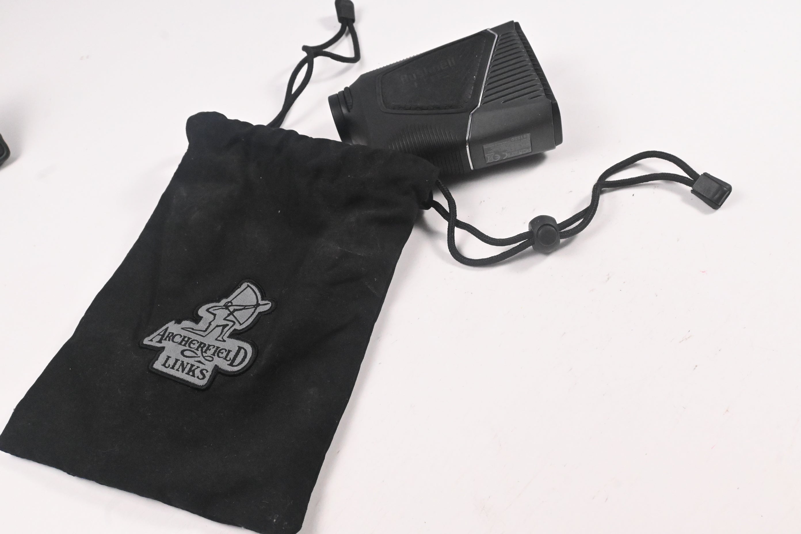 Bushnell Pro XE / Rangefinder