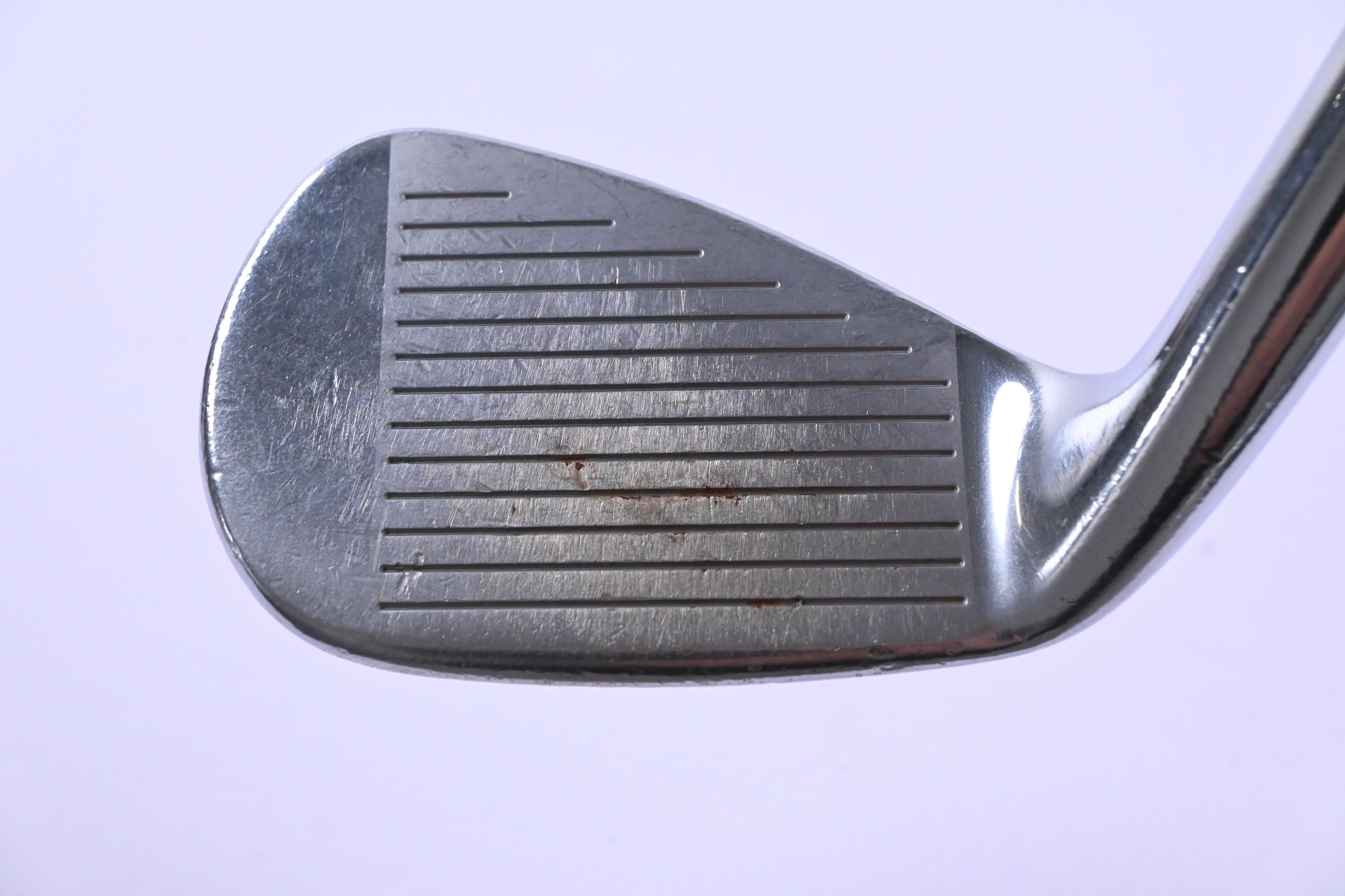 Titleist CB 710 Pitching Wedge / 47 Degree / Stiff Flex Dynamic Gold Shaft