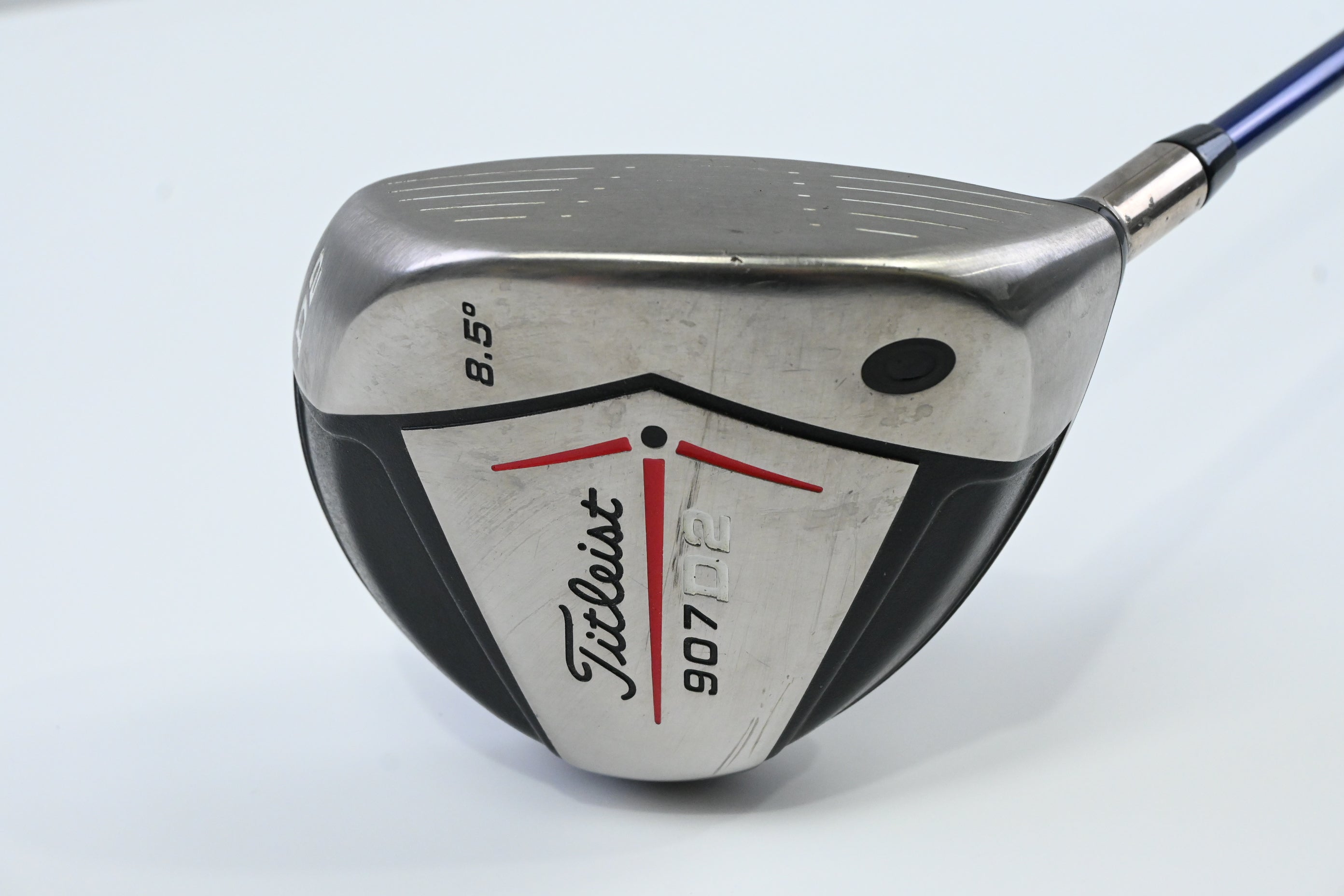 Titleist 907 D2 Driver / 8.5 Degree / Stiff Flex Graphite Design YS-6+ Shaft