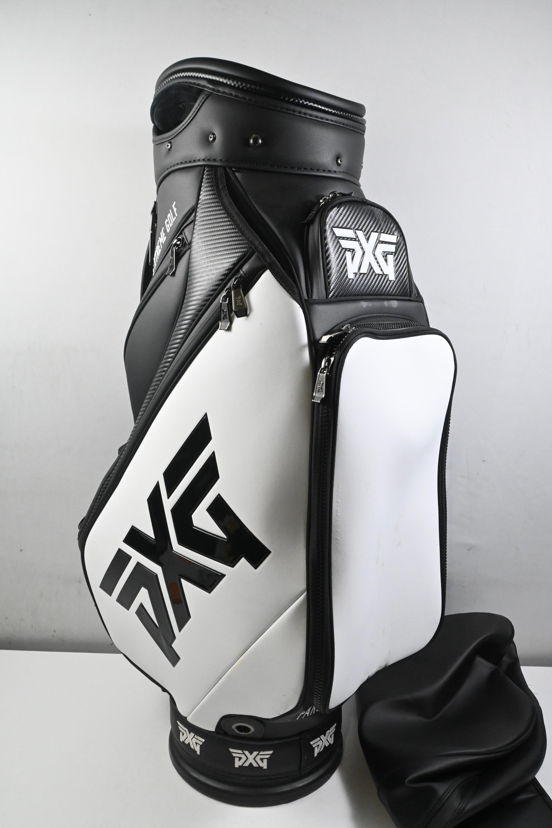 PXG Tour Bag / 6-Way Divider / Black & White