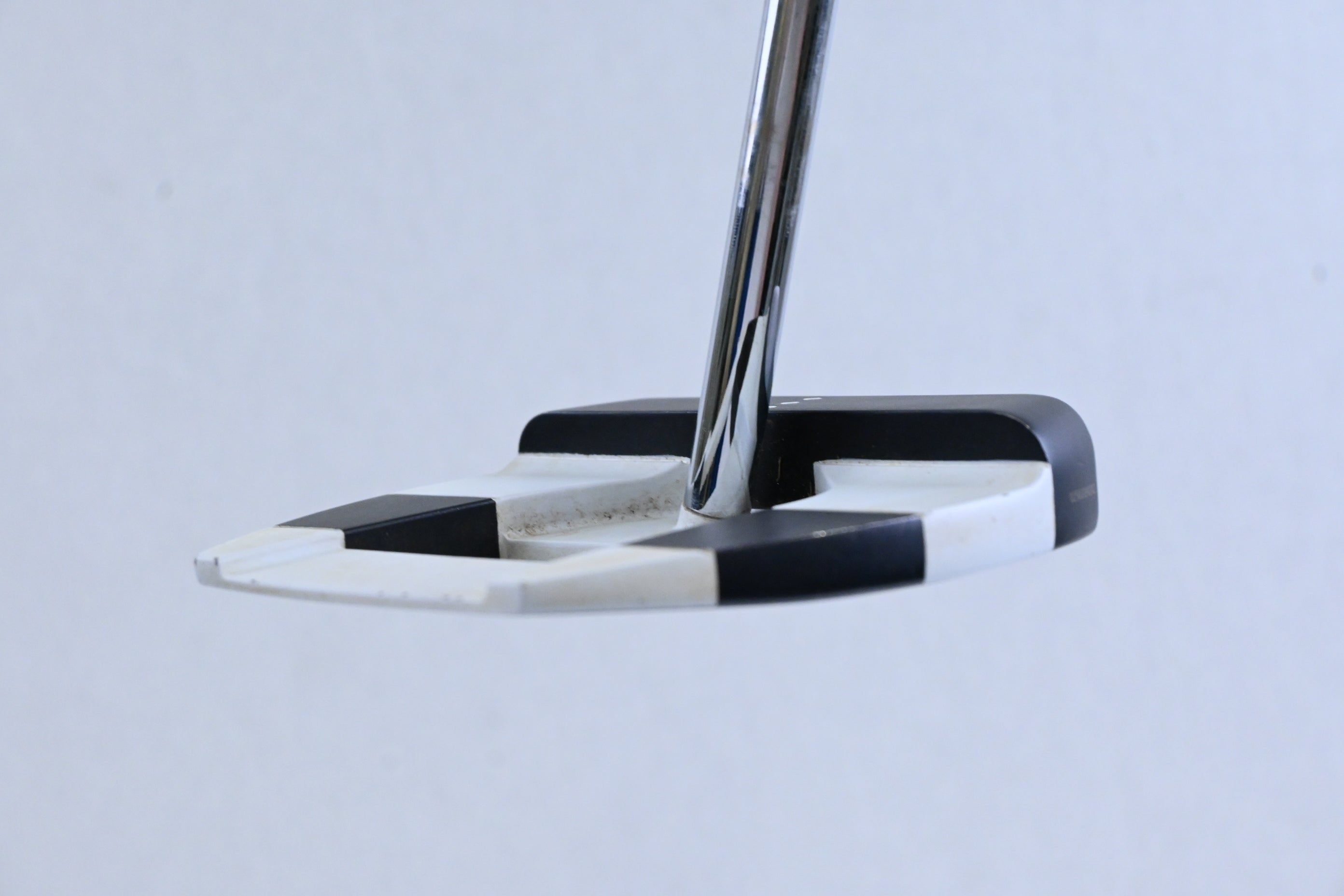Left Hand Odyssey Ai-One Square 2 Square Jailbird Putter / 34 Inch