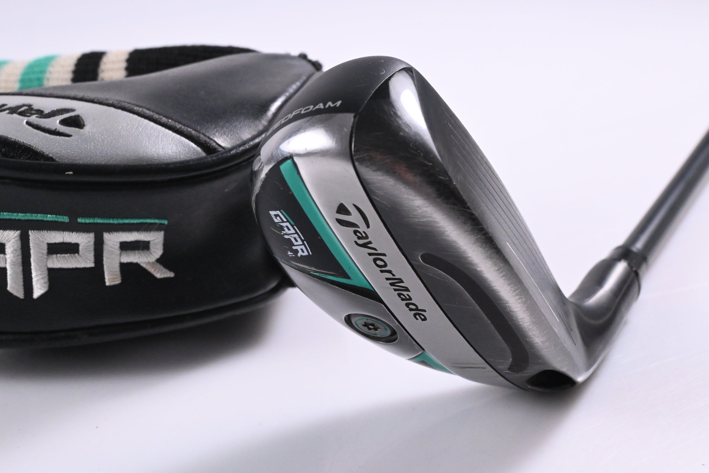Taylormade GAPR Hi #3 Hybrid / 19 Degree / Stiff Flex KBS Hybrid 80 Shaft