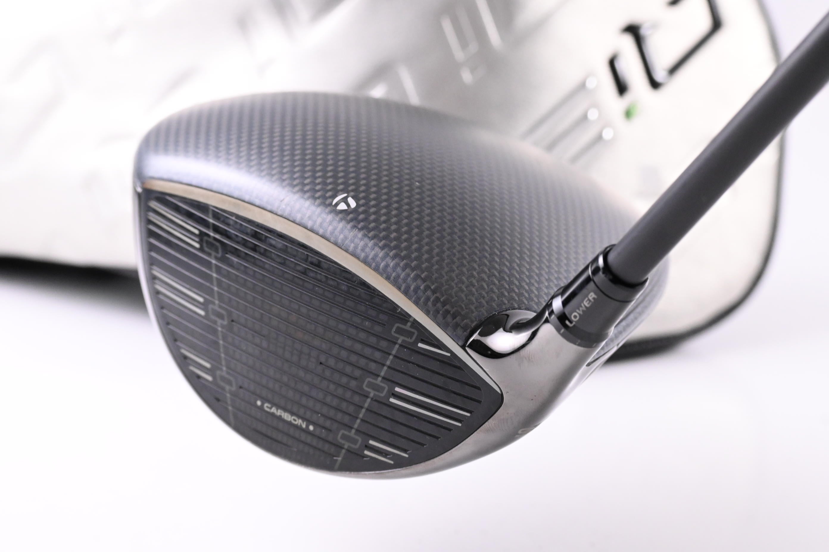 Taylormade Qi35 Driver / 10.5 Degree / Regular Flex Ventus Blue 5 Shaft