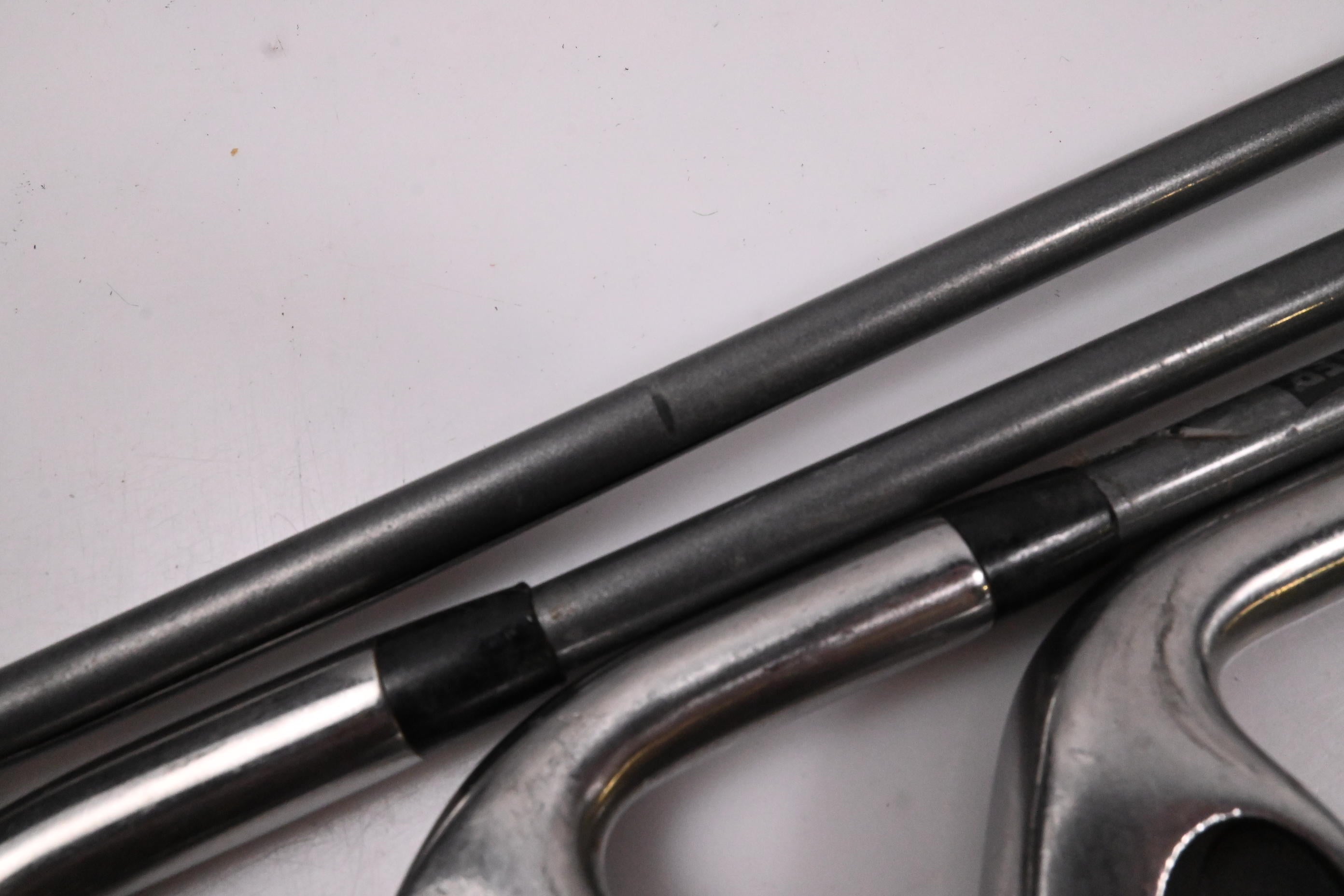 Taylormade 200 Steel Irons / 3-PW+SW / Regular Flex Taylormade Lite 80 Shafts