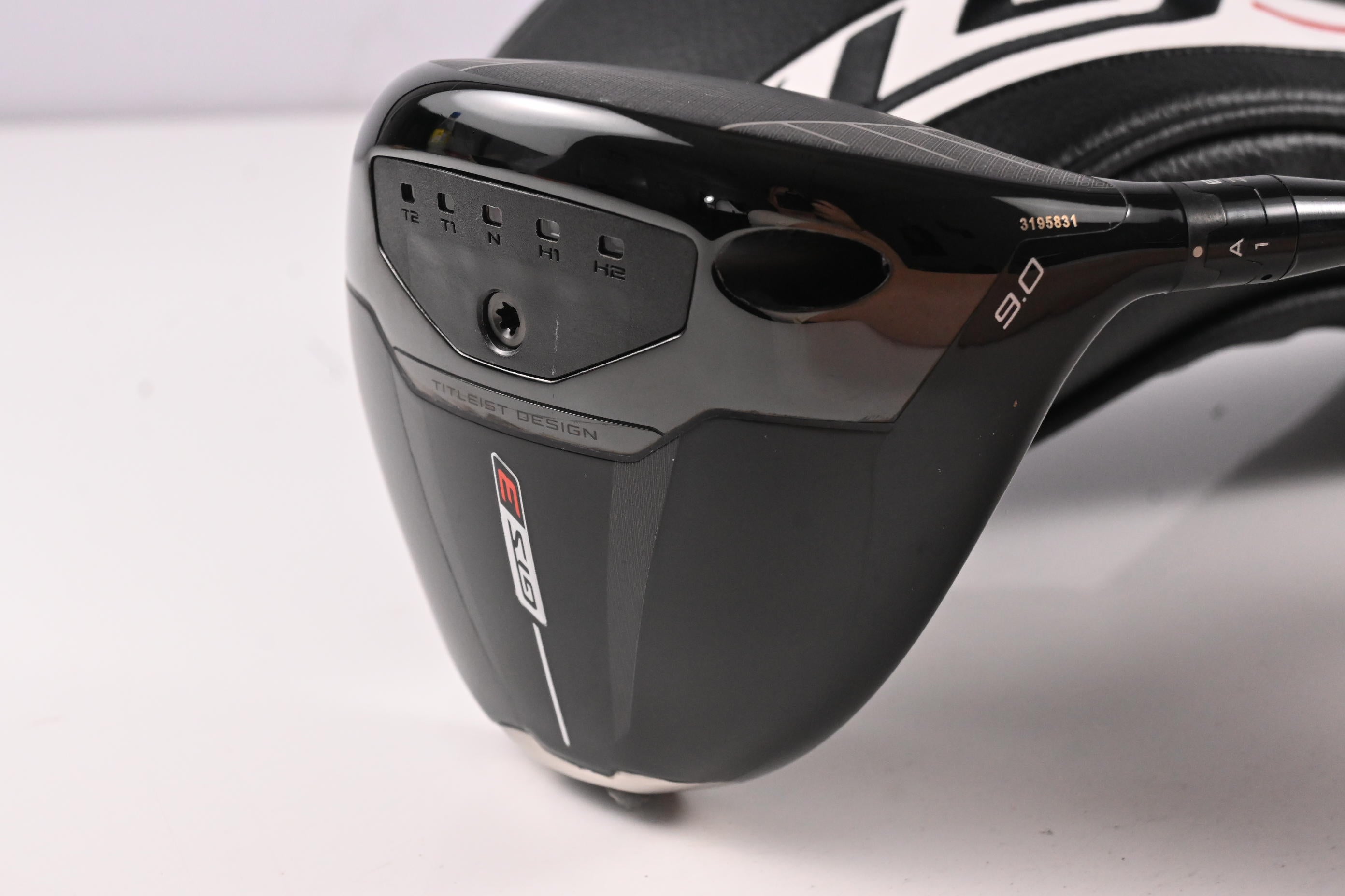 Titleist GTS3 Driver / 9 Degree / Stiff Flex Project X Titan Black 60 Shaft