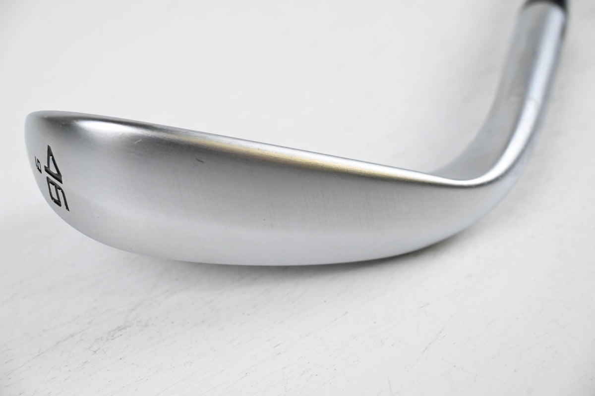 Cleveland CBX Zipcore Pitching Wedge / 46 Degree / Stiff Flex Elevate Tour Shaft