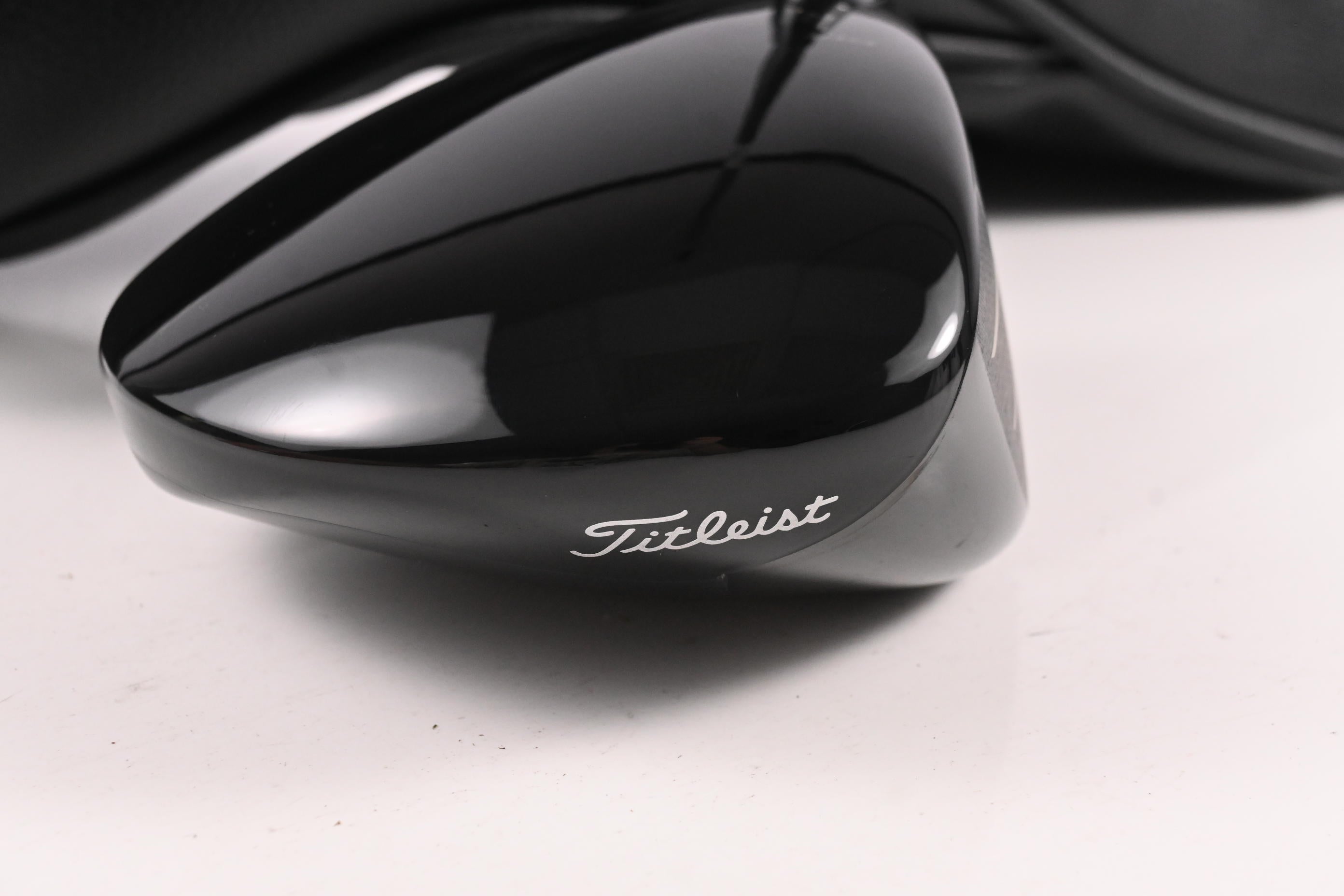 Titleist GTS3 Driver / 9 Degree / Stiff Flex Project X Titan Black 60 Shaft