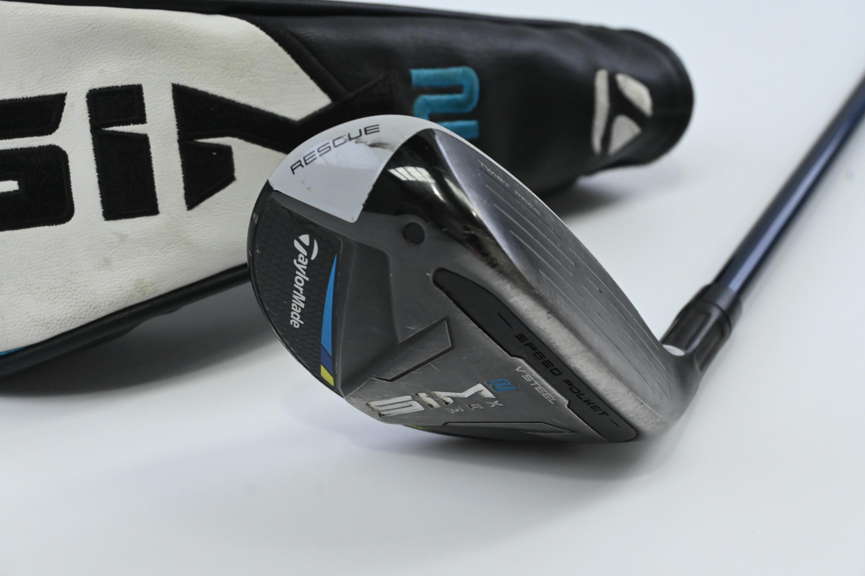 Taylormade SIM2 Max #3 Hybrid / 19 Degree / Regular Flex Fujikura Ventus Blue 6