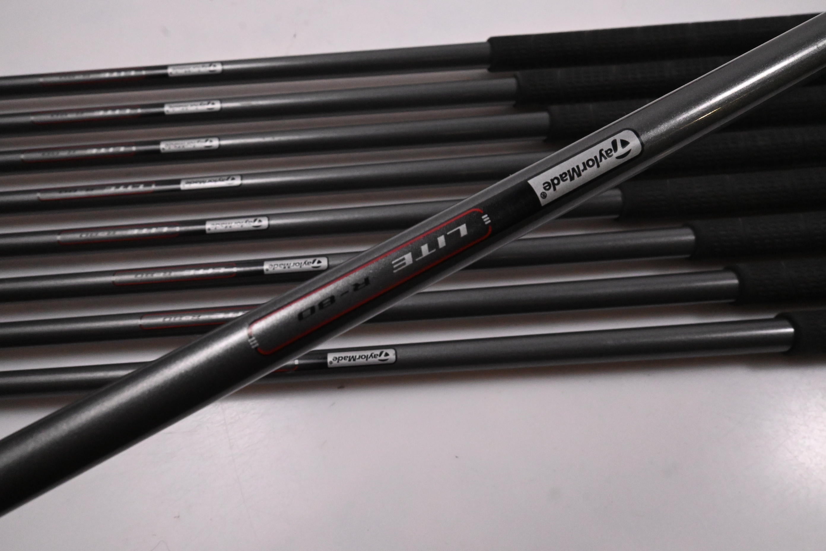 Taylormade 200 Steel Irons / 3-PW+SW / Regular Flex Taylormade Lite 80 Shafts