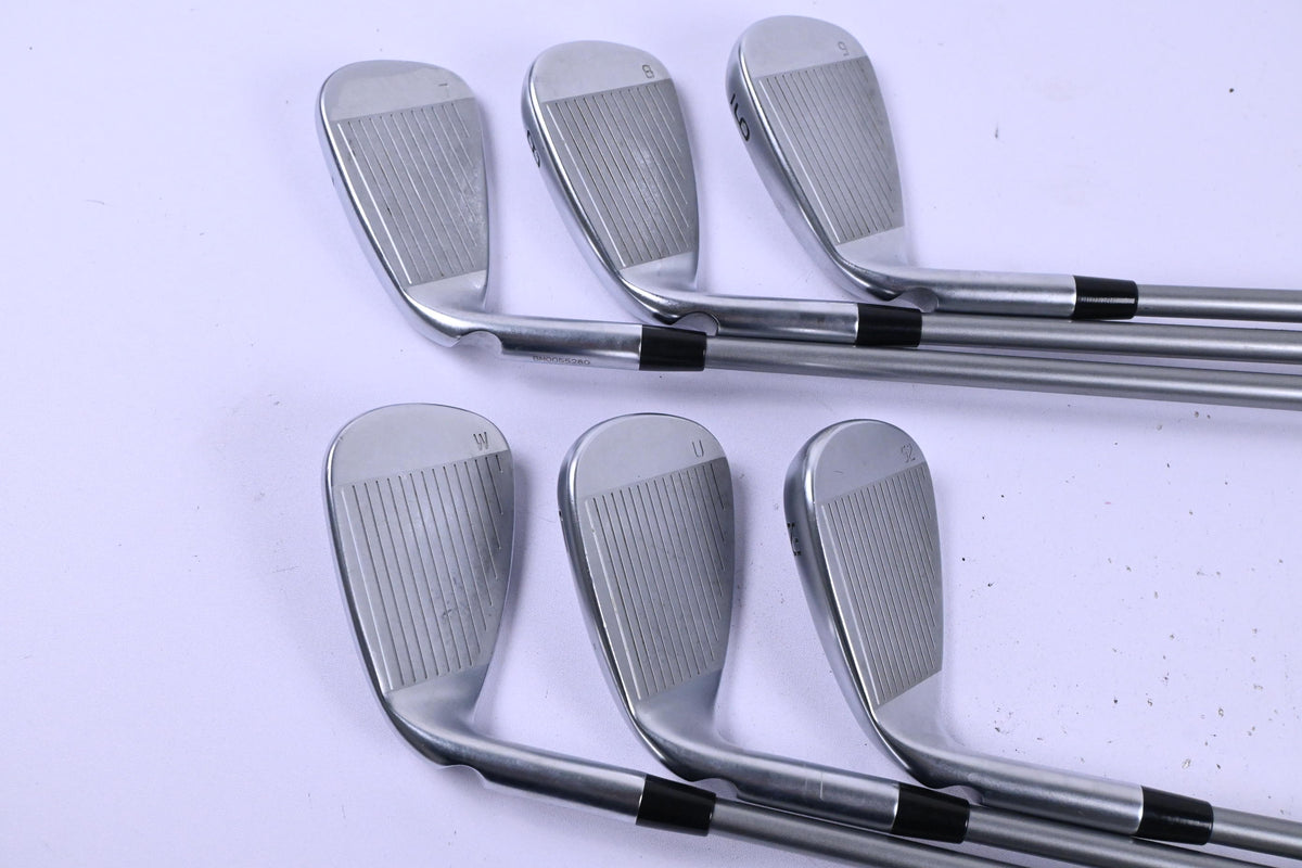 Ping G440 Irons / 7-PW+GW+52° / Red Dot / Senior Flex Ping Alta Quick 35 Shafts