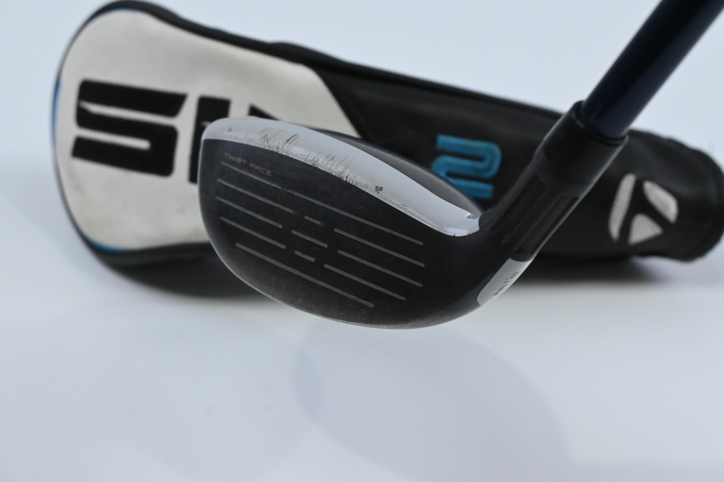 Taylormade SIM2 Max #3 Hybrid / 19 Degree / Regular Flex Fujikura Ventus Blue 6