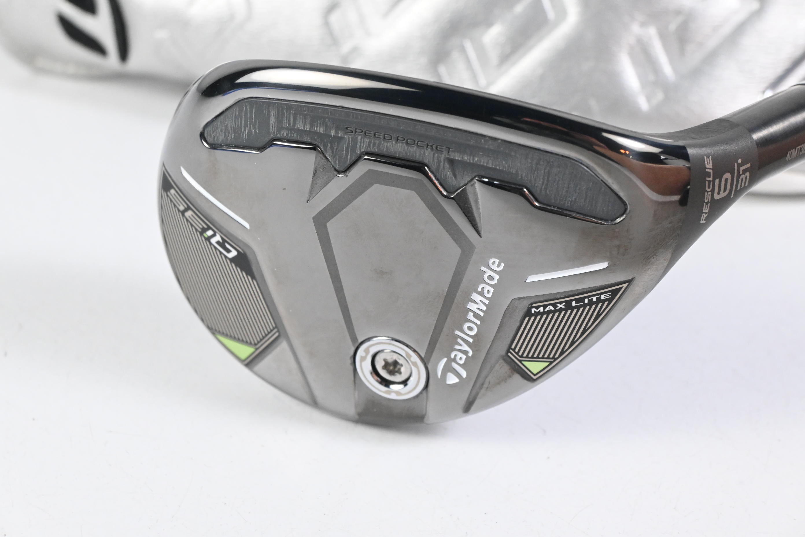 Ladies Taylormade Qi35 Max Lite #6 Hybrid / 31 Degree / Ladies Flex Air Speeder
