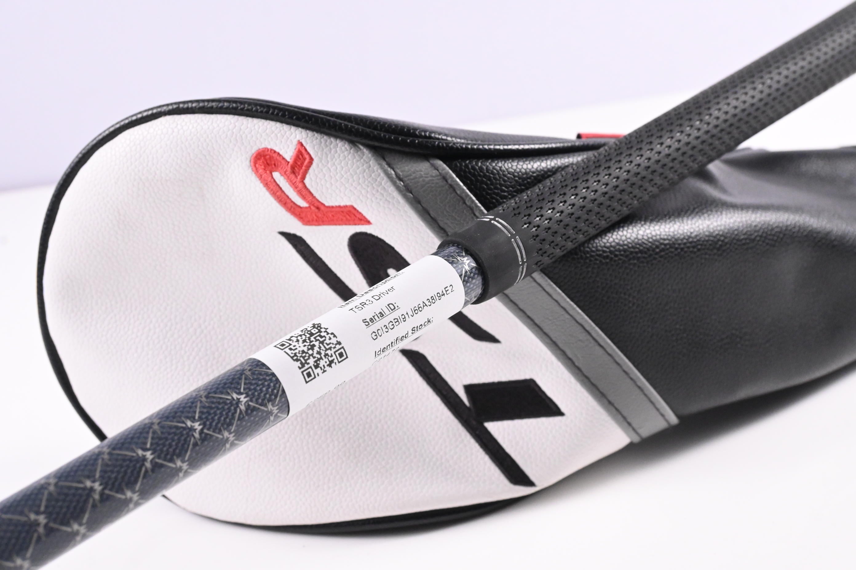 Titleist TSR3 Driver / 10 Degree / Regular Flex Tensei AV Blue 55 Shaft