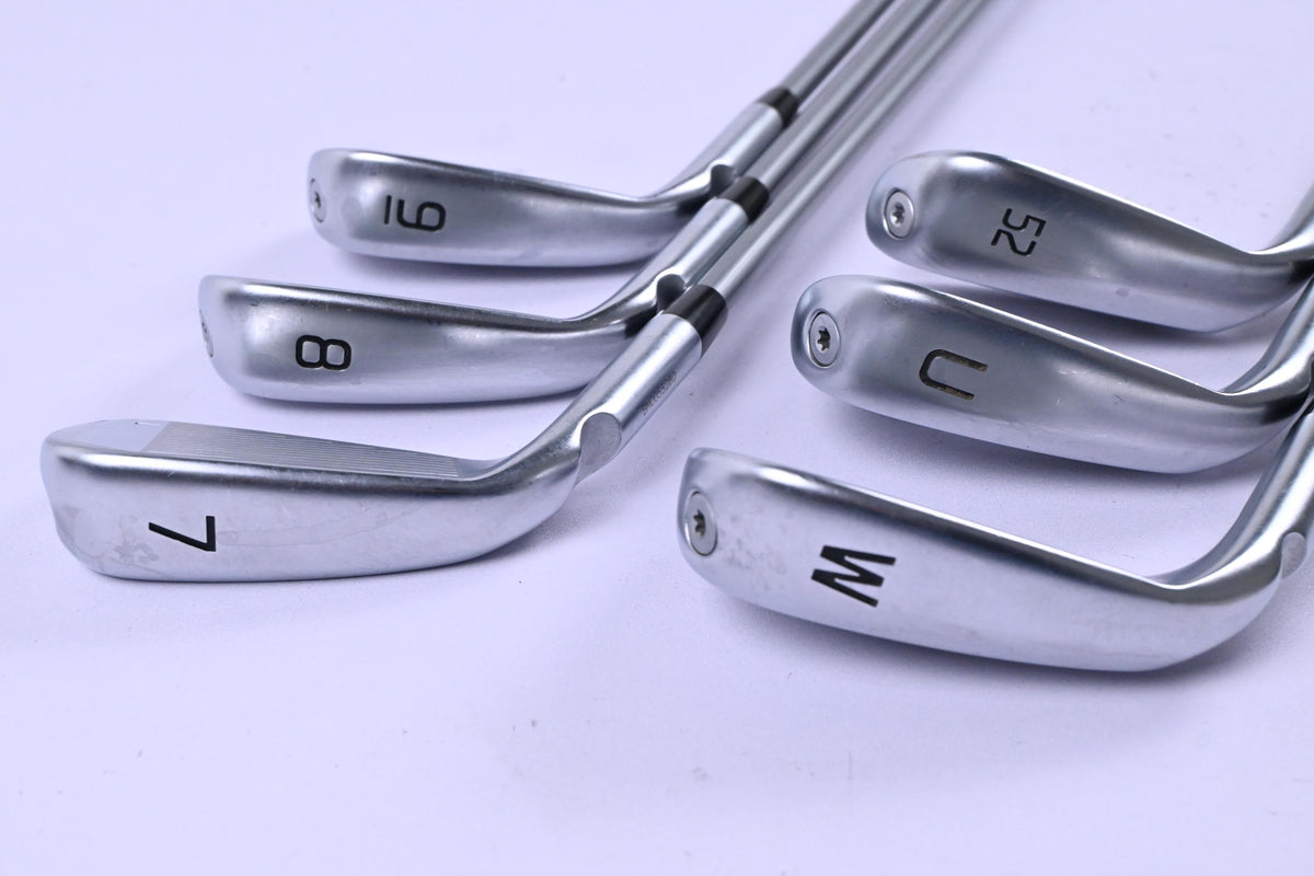 Ping G440 Irons / 7-PW+GW+52° / Red Dot / Senior Flex Ping Alta Quick 35 Shafts