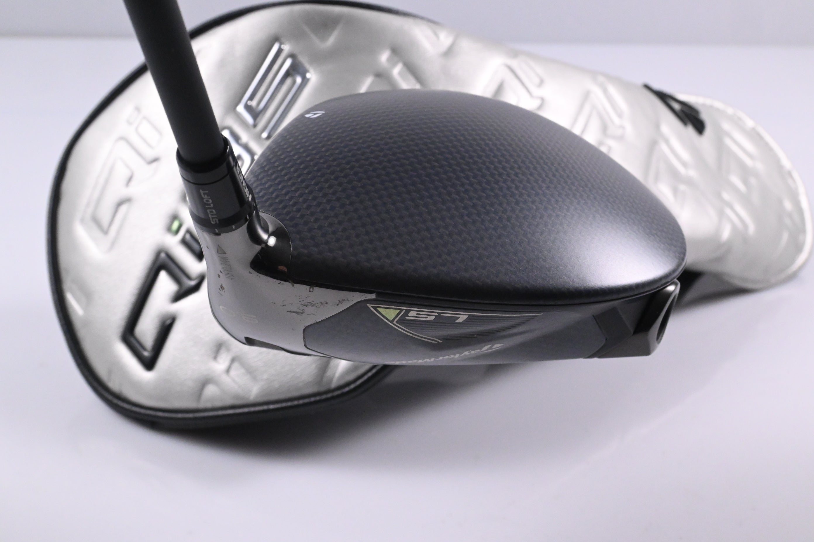 Taylormade Qi35 LS Driver / 9 Degree / Stiff Flex Kai'Li Dark Waves White 60