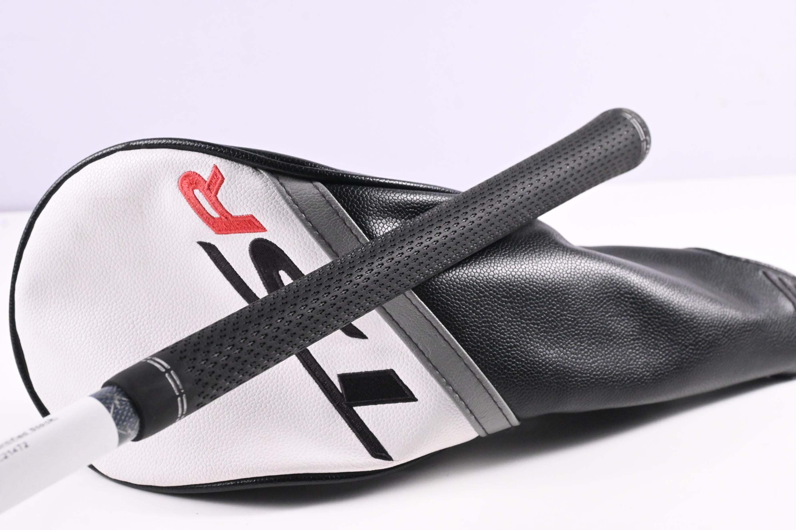 Titleist TSR3 Driver / 10 Degree / Regular Flex Tensei AV Blue 55 Shaft