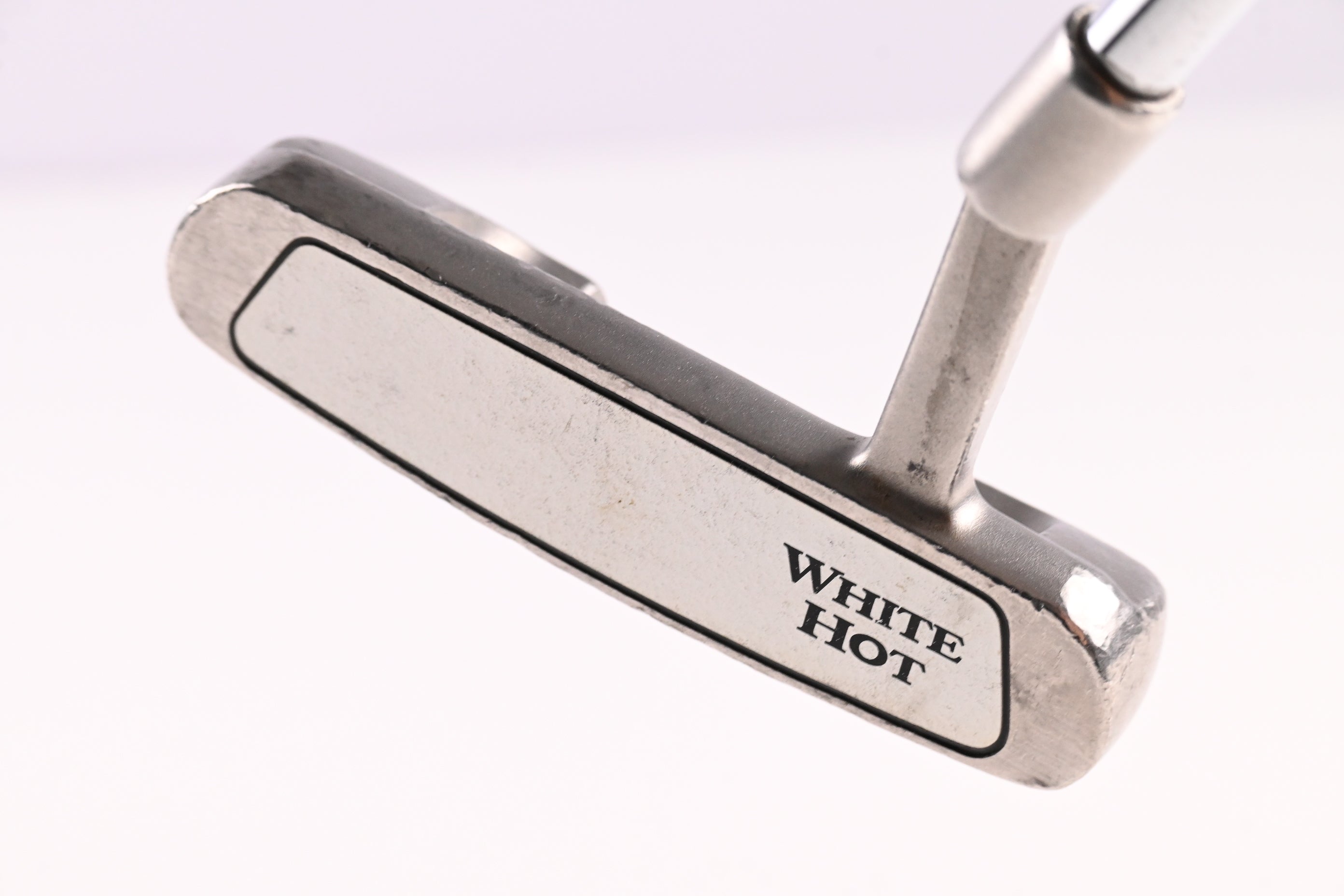 Odyssey White Hot #4 Putter / 33.5 Inch