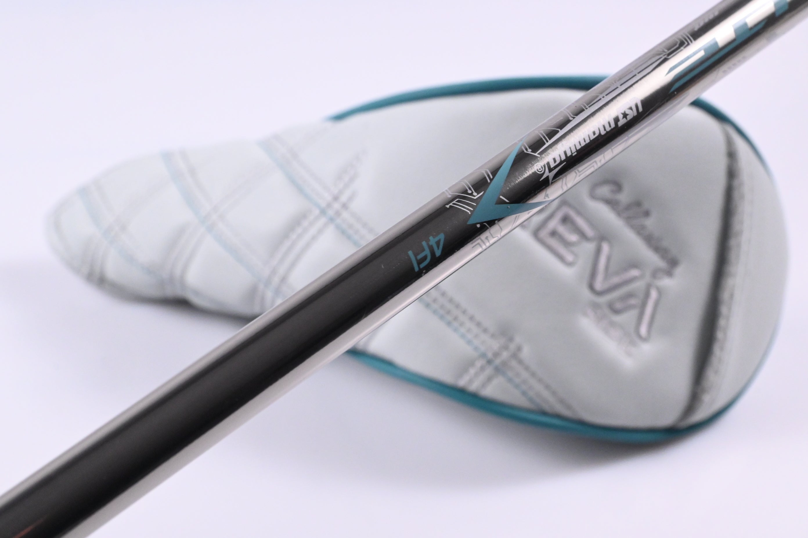 Ladies Callaway Reva Rise #5 Hybrid / 26 Degree / UST Lin-Q UTE 4 Shaft