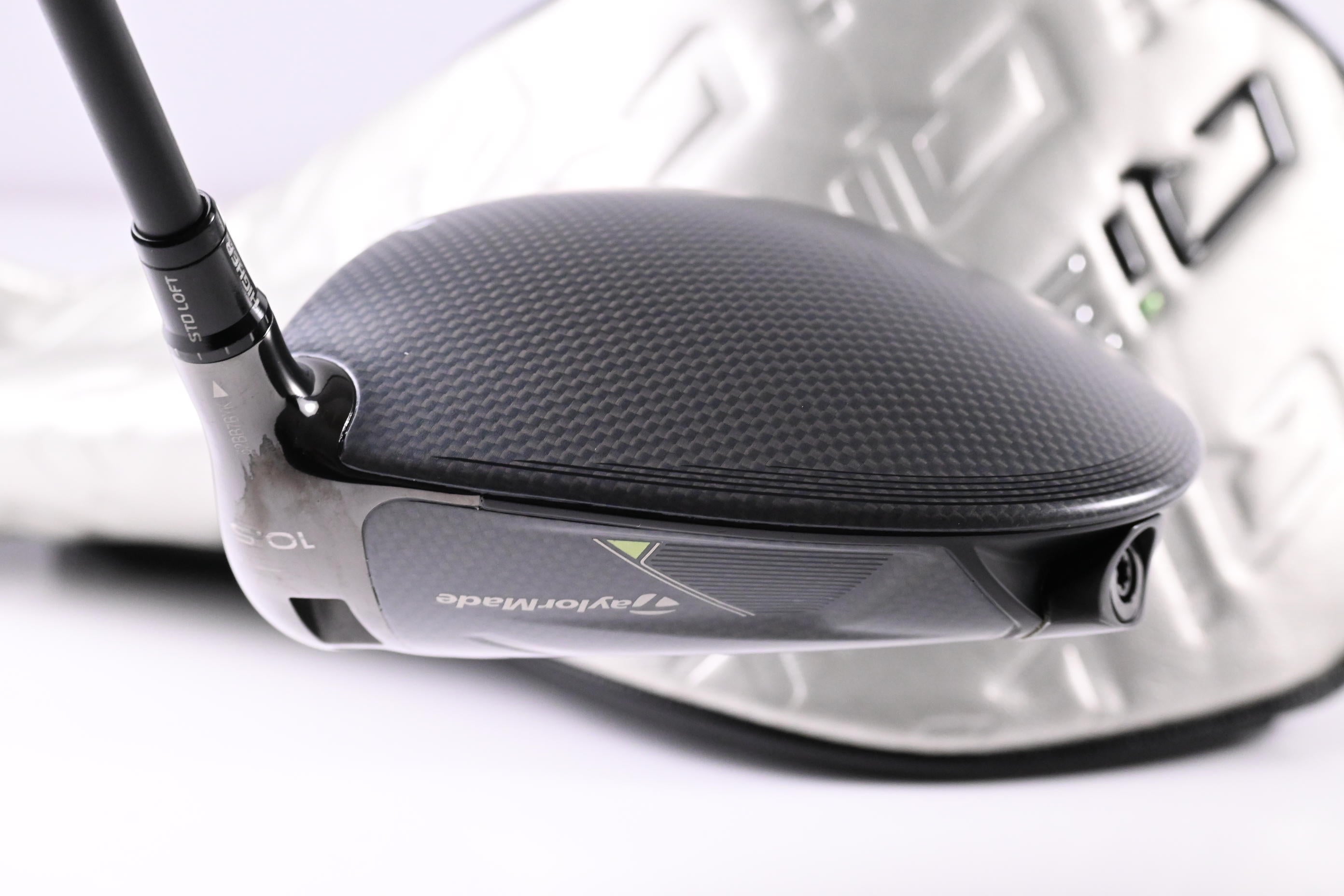 Taylormade Qi35 Driver / 10.5 Degree / Regular Flex Fujikura Ventus Blue 5 Shaft