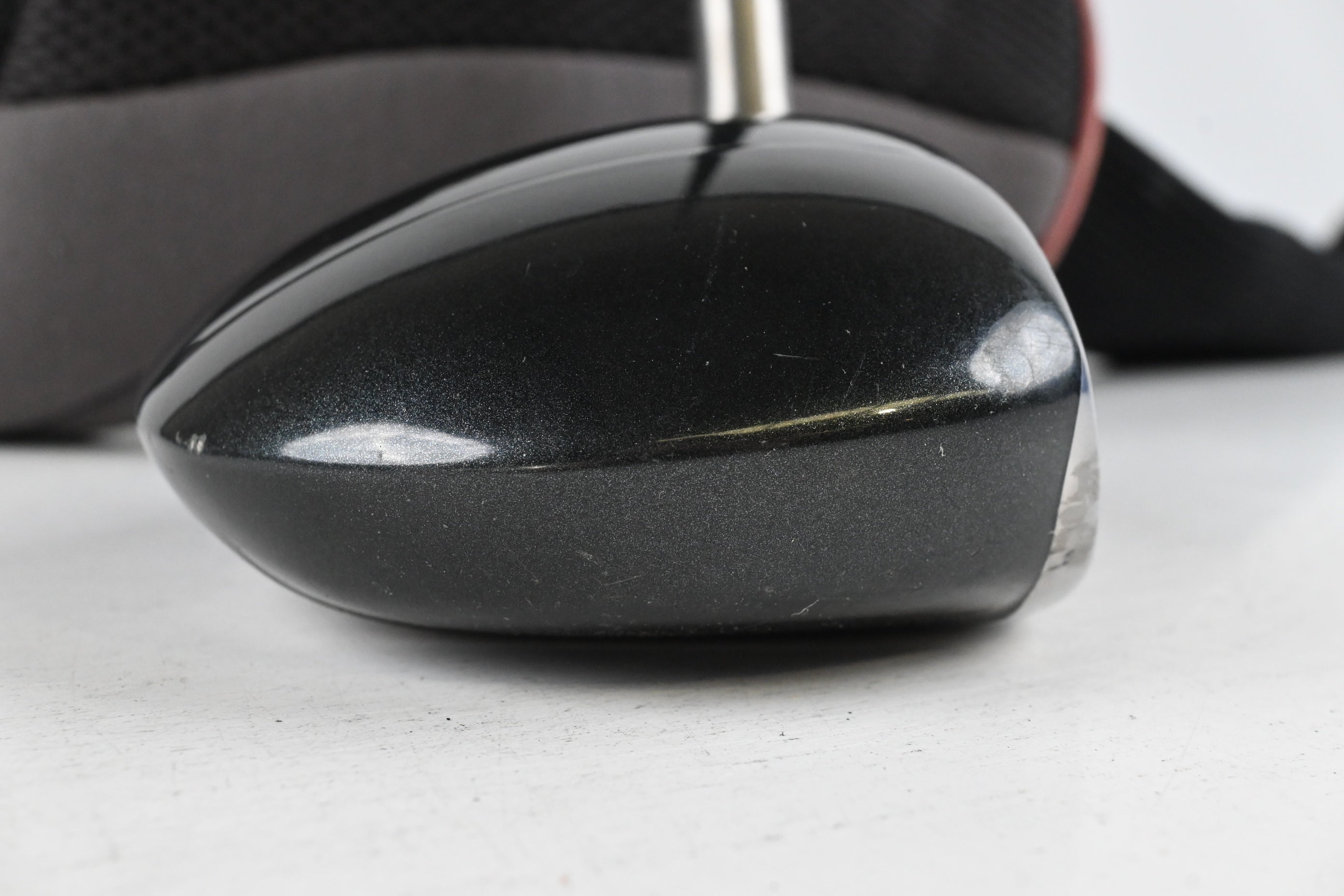 Taylormade R320 Ti Driver / 10.5 Degree / Regular Flex Taylormade Lite 80 Shaft