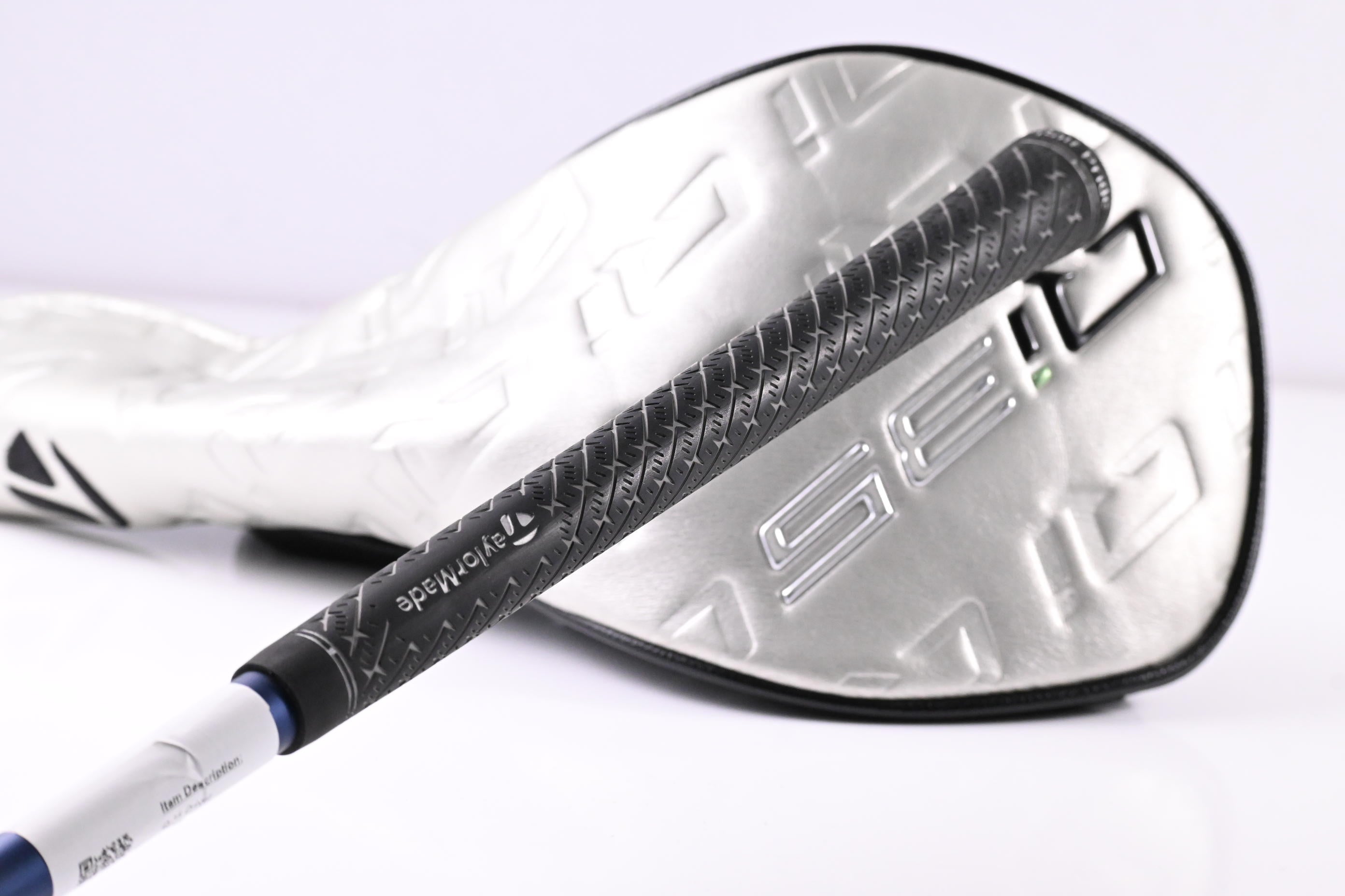 Taylormade Qi35 Driver / 10.5 Degree / Regular Flex Fujikura Ventus Blue 5 Shaft