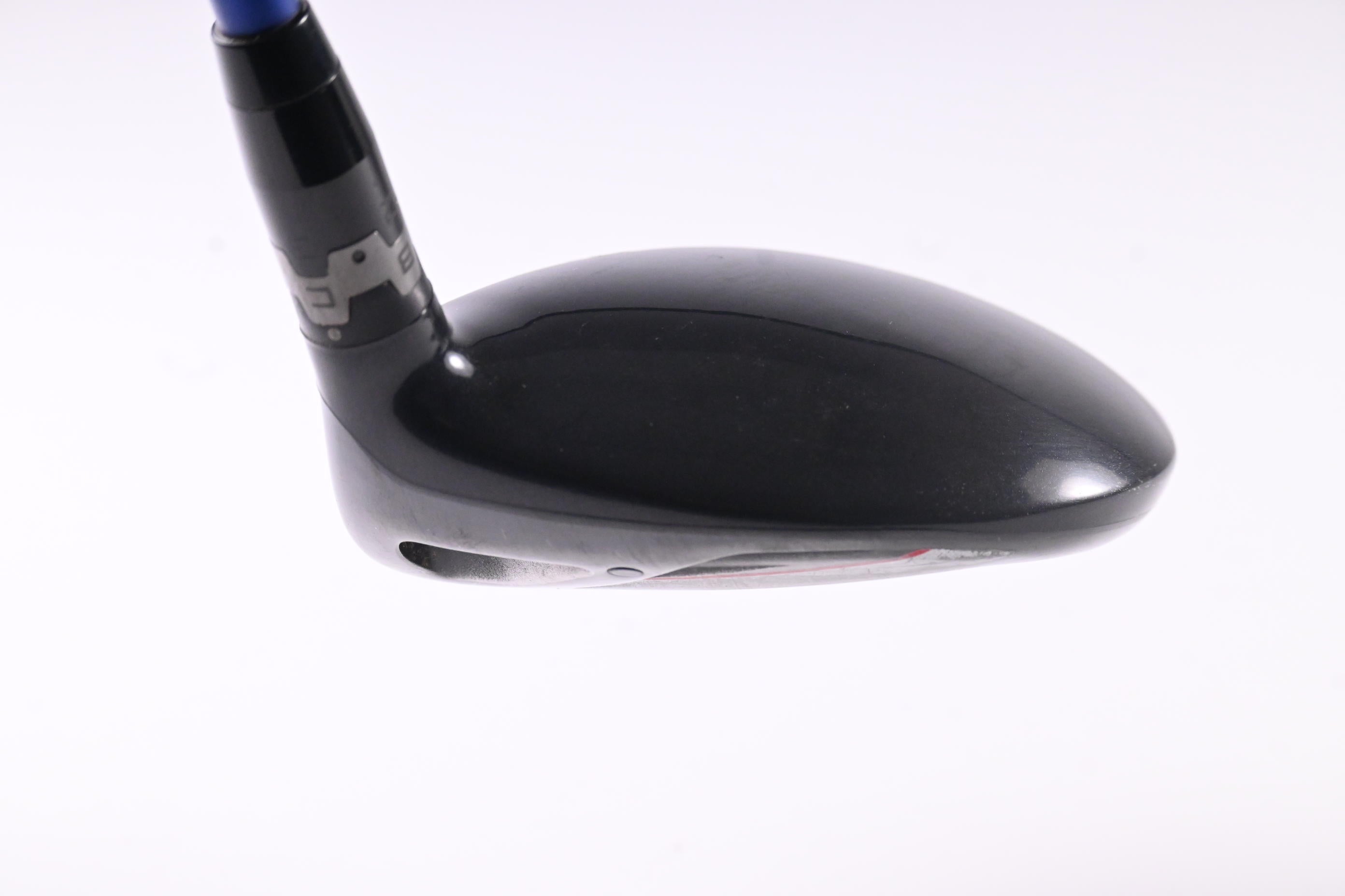 Titleist 913 F #3 Wood / 15 Degree / Regular Flex Diamana Blue S+ 72 Shaft