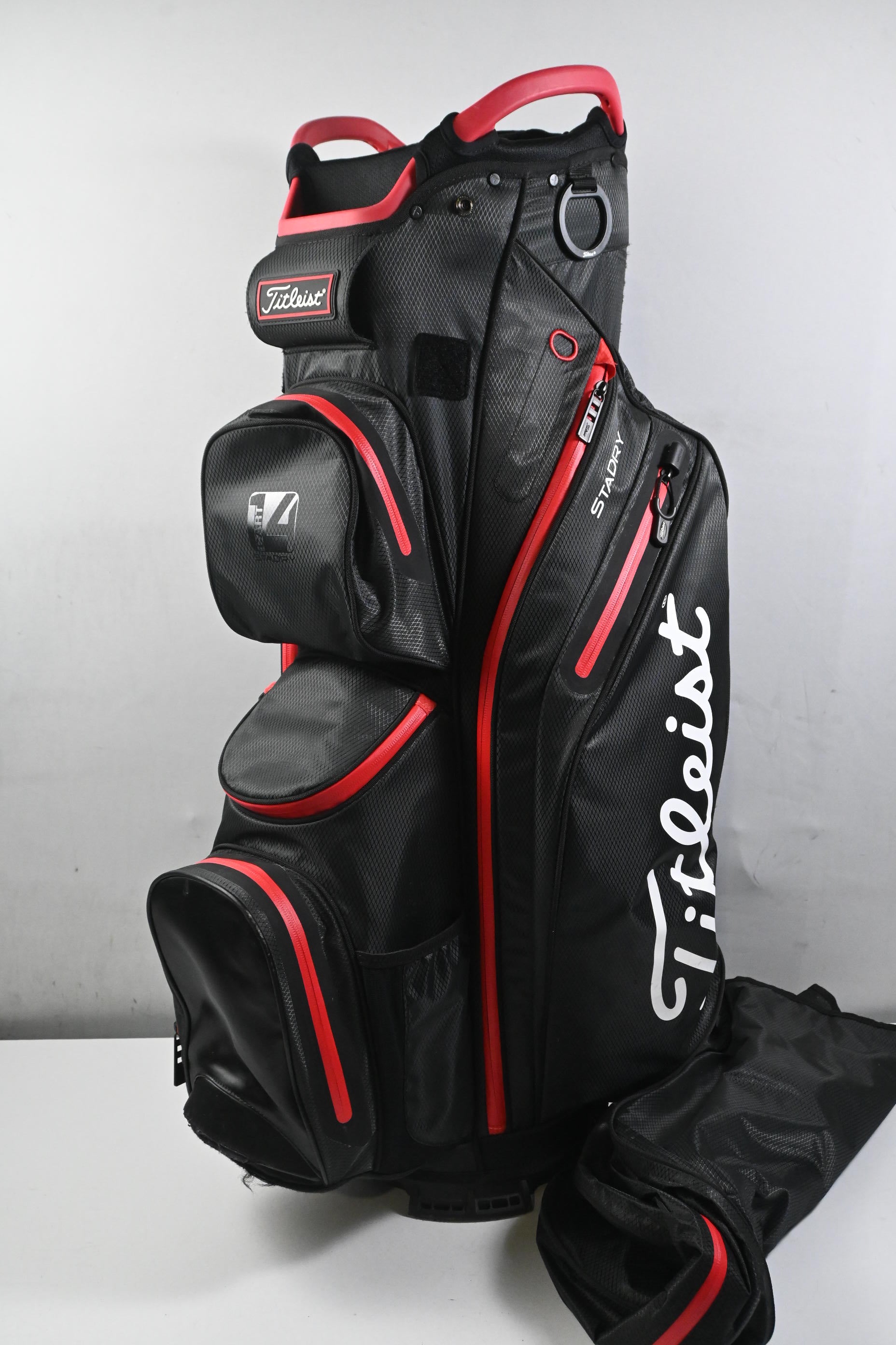 Titleist Stadry Cart Bag / 14-Way Divider / Black & Red