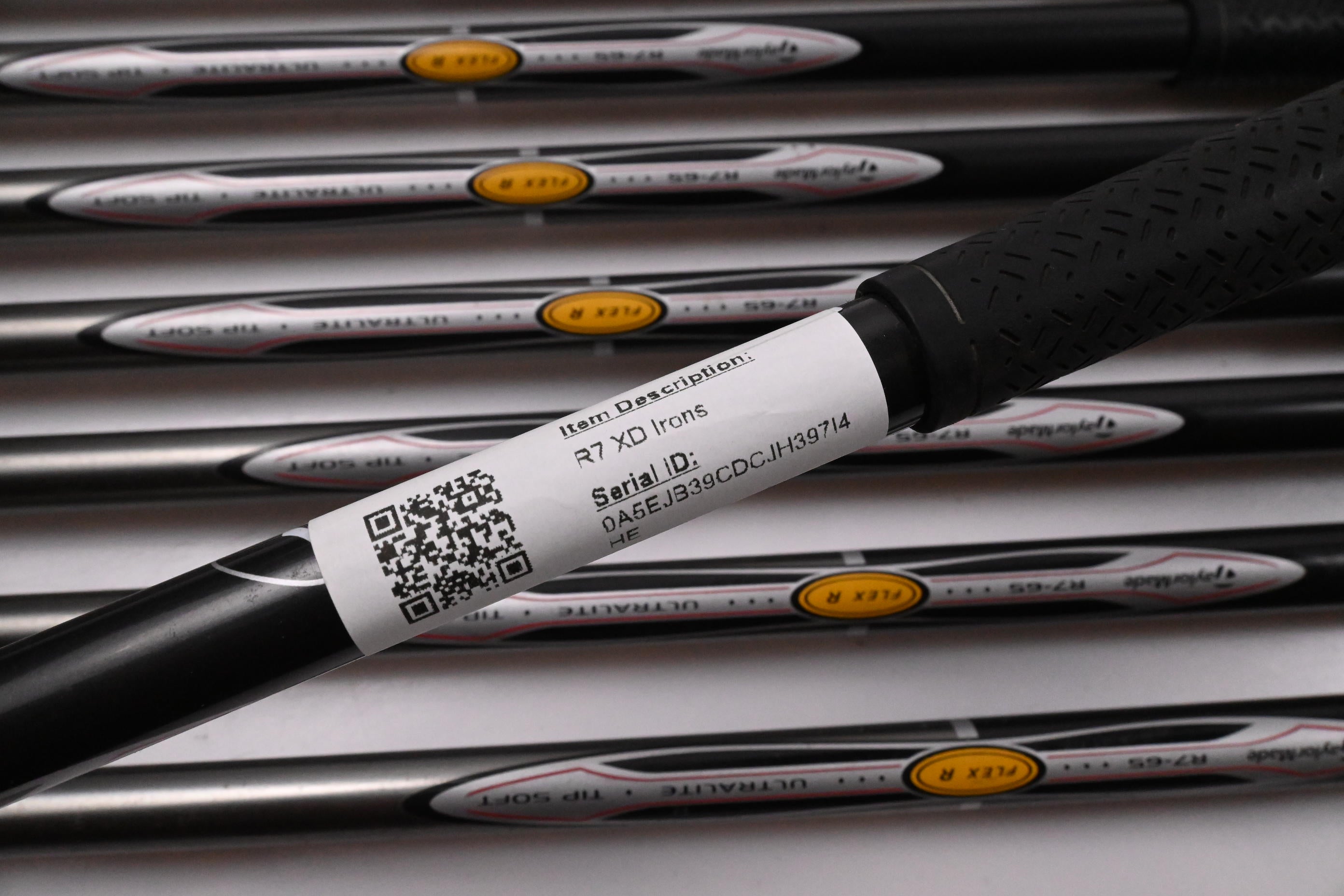 Taylormade R7 XD Irons / 3-PW+SW / Regular Flex Taylormade 65 Shafts