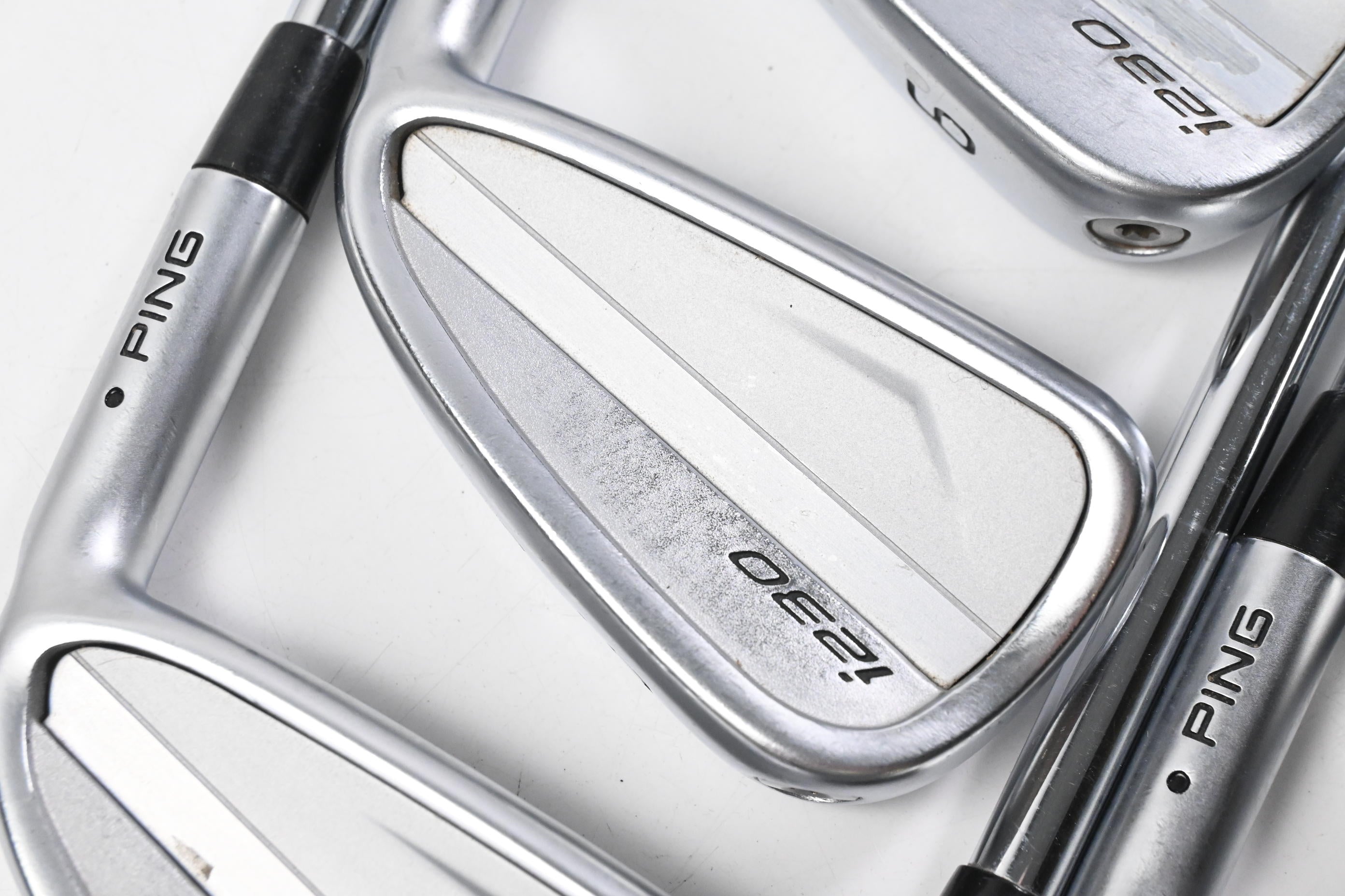 Ping i230 Irons / 4-PW / Black Dot / Regular Flex N.S.Pro Modus3 Tour 105 Shafts