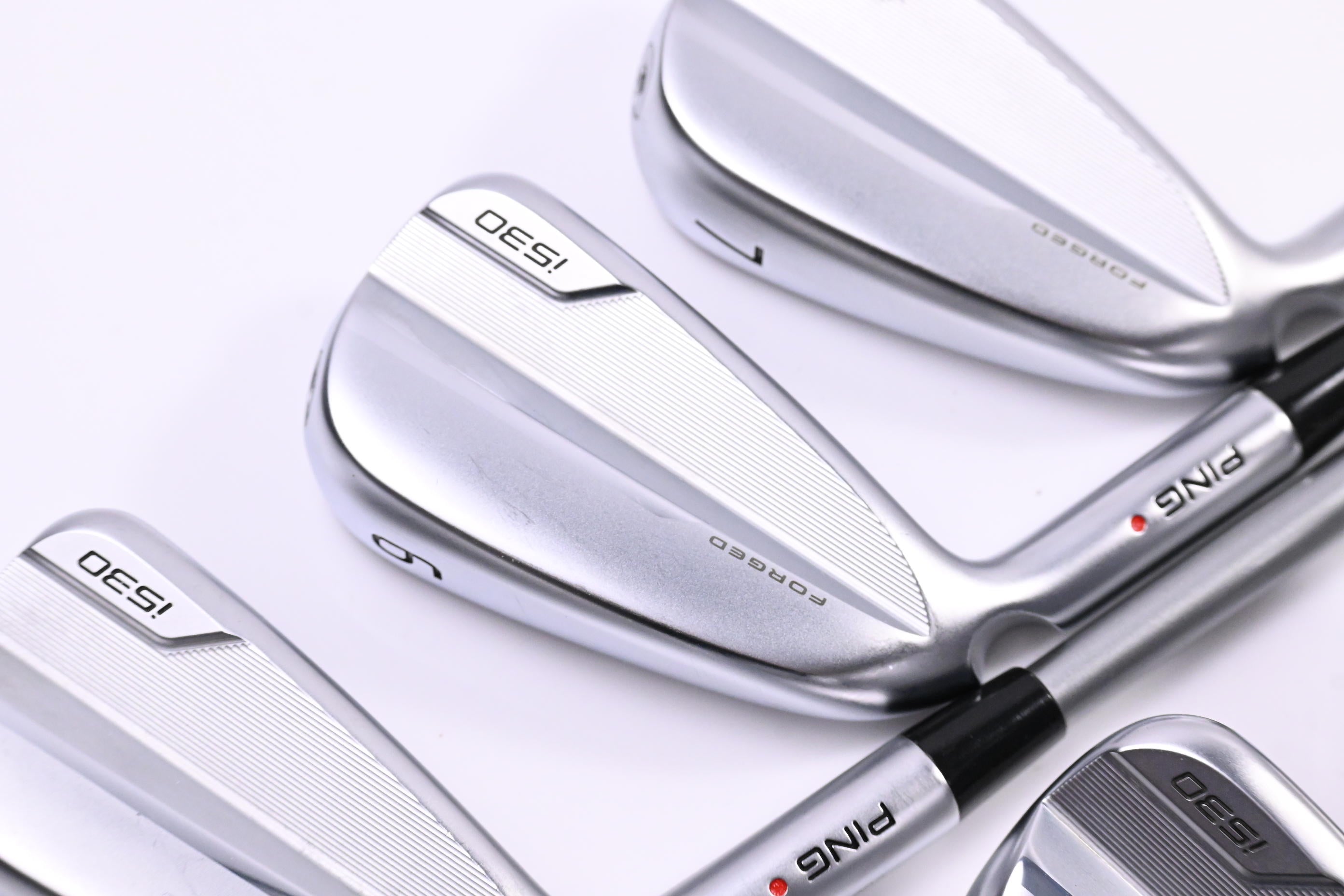 Left Hand Ping i530 Irons / 5-PW / Red Dot / Senior Flex Ping Alta Quick 45