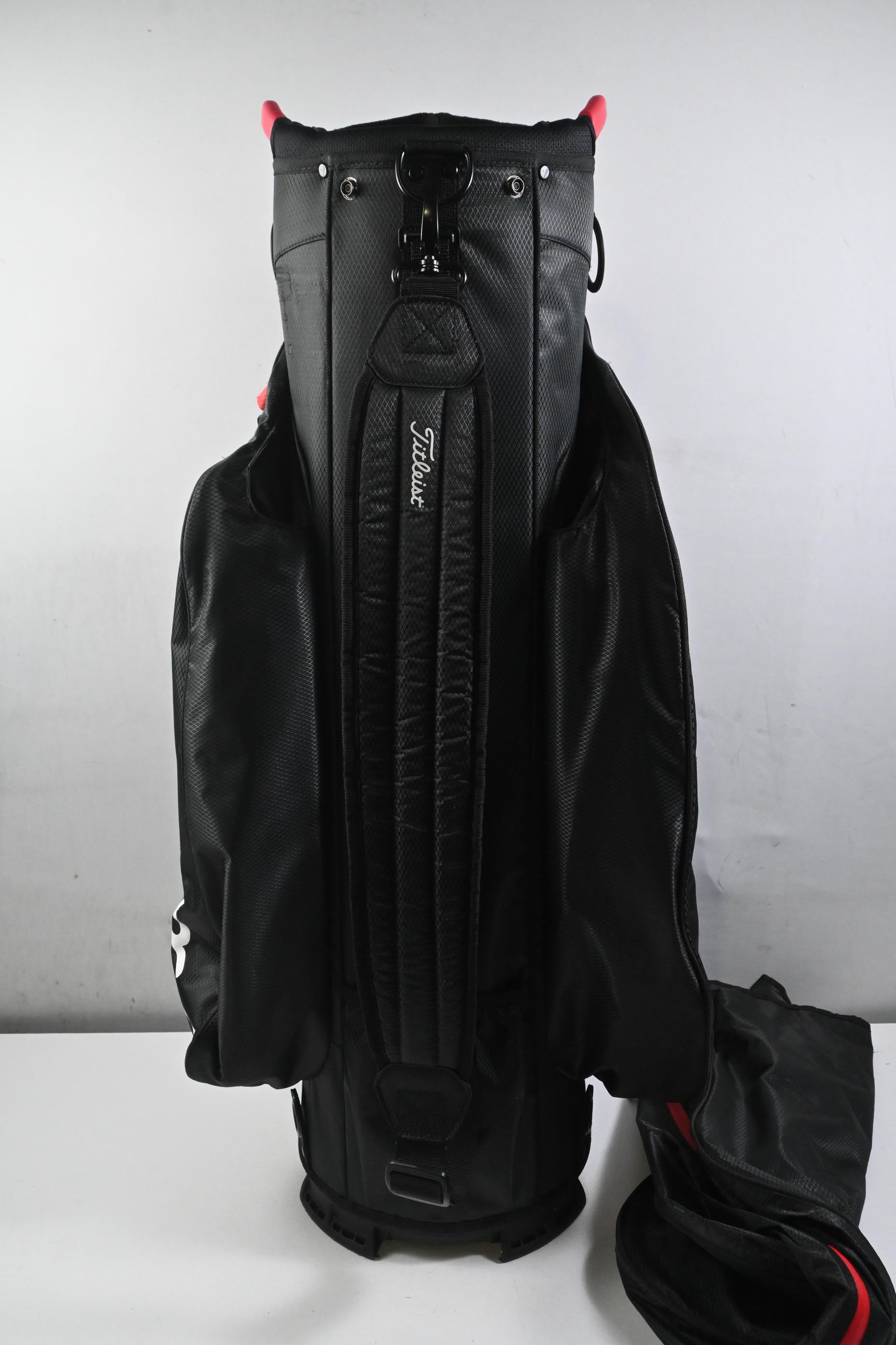 Titleist Stadry Cart Bag / 14-Way Divider / Black & Red