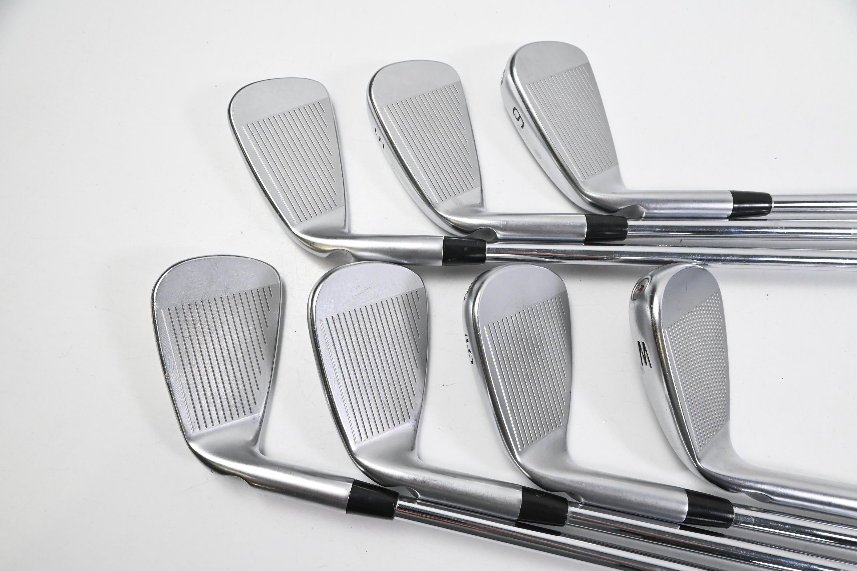 Ping i230 Irons / 4-PW / Black Dot / Regular Flex N.S.Pro Modus3 Tour 105 Shafts