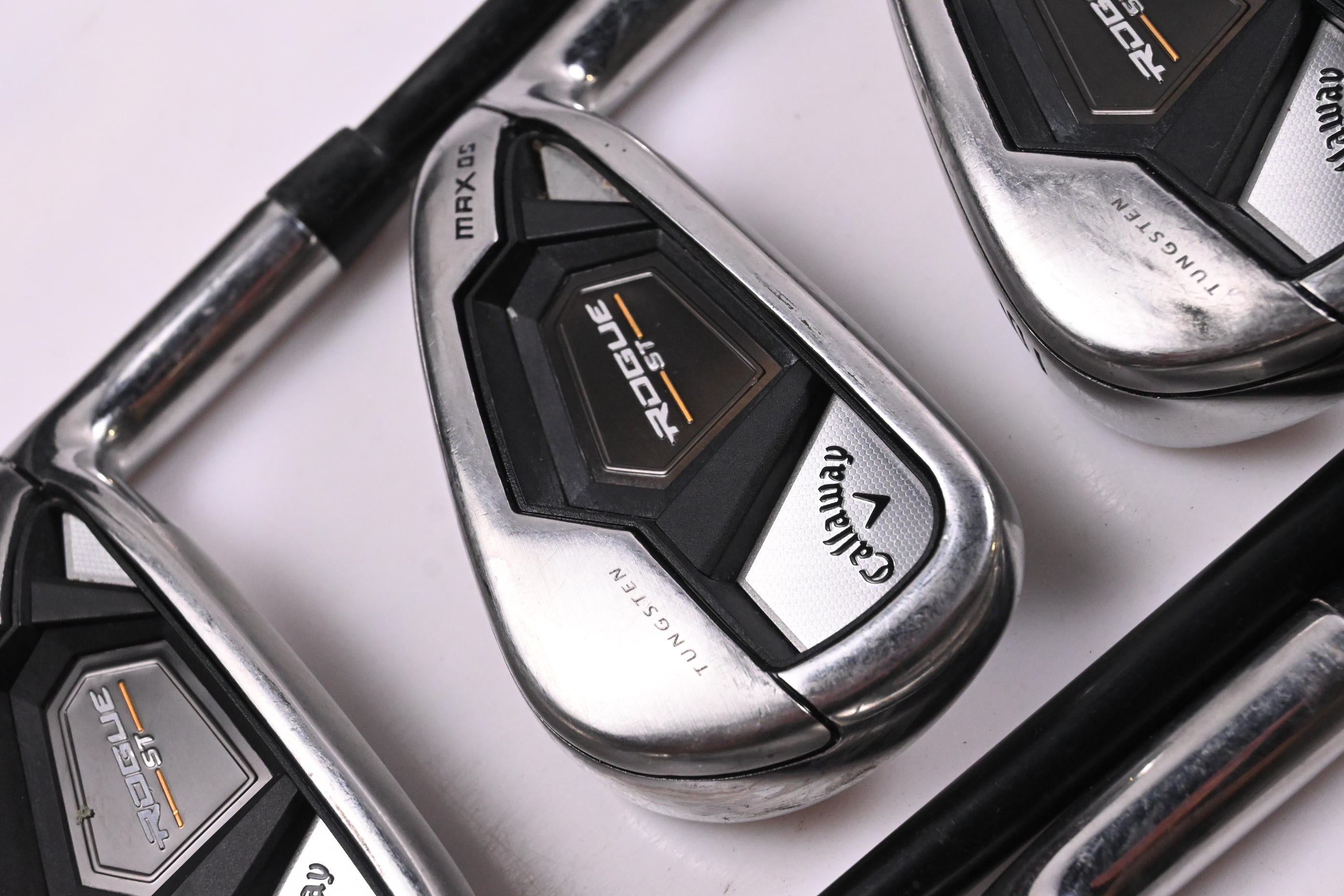 Callaway Rogue ST Max OS Irons / 4-PW+GW / Regular Flex Cypher 60 Shafts